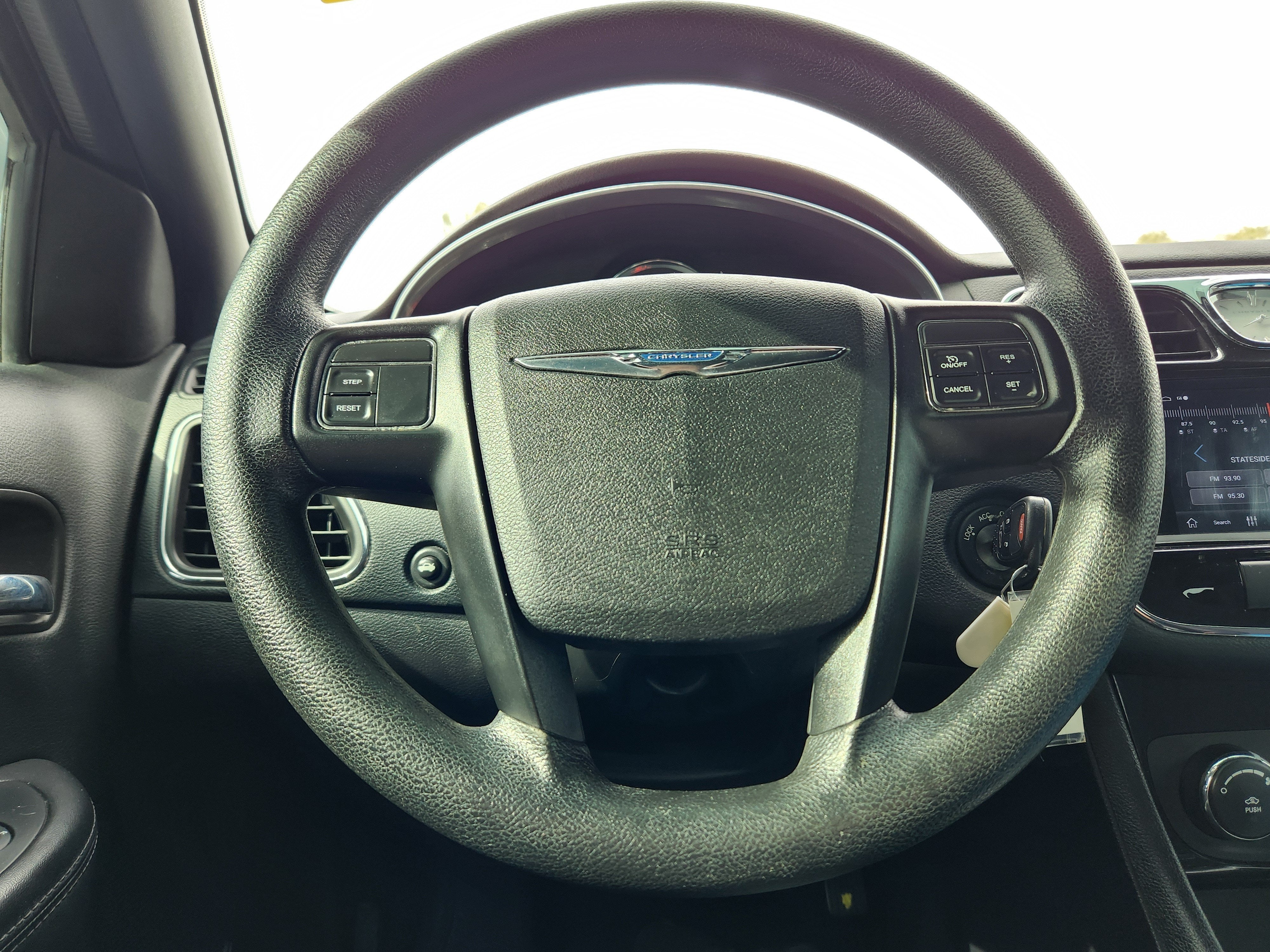 2014 Chrysler 200 LX