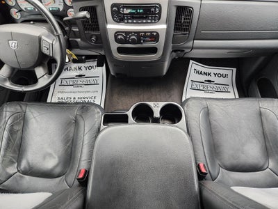 2004 Dodge Ram 1500 SLT