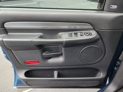 2004 Dodge Ram 1500 SLT