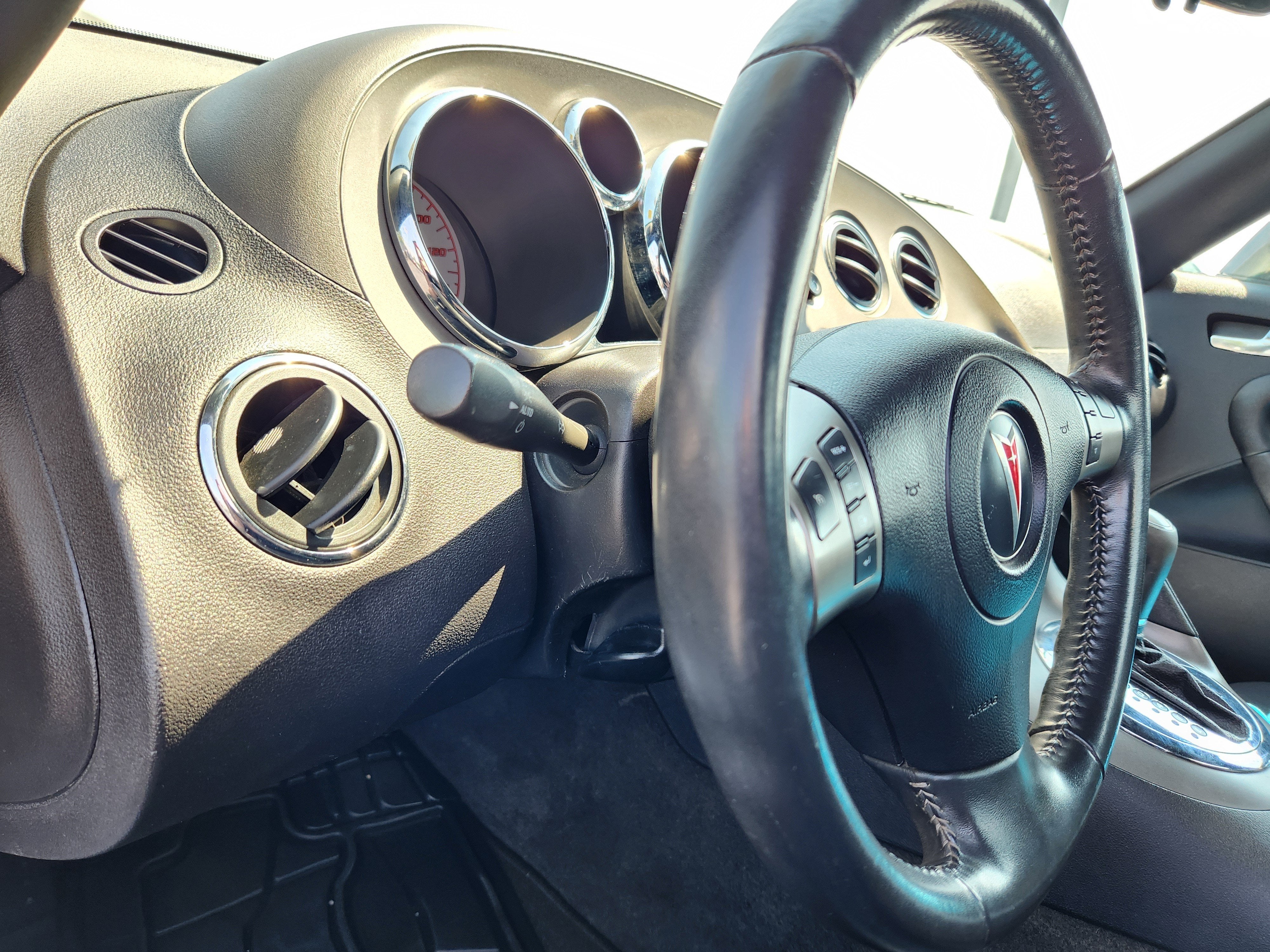 2007 Pontiac Solstice 2dr Convertible