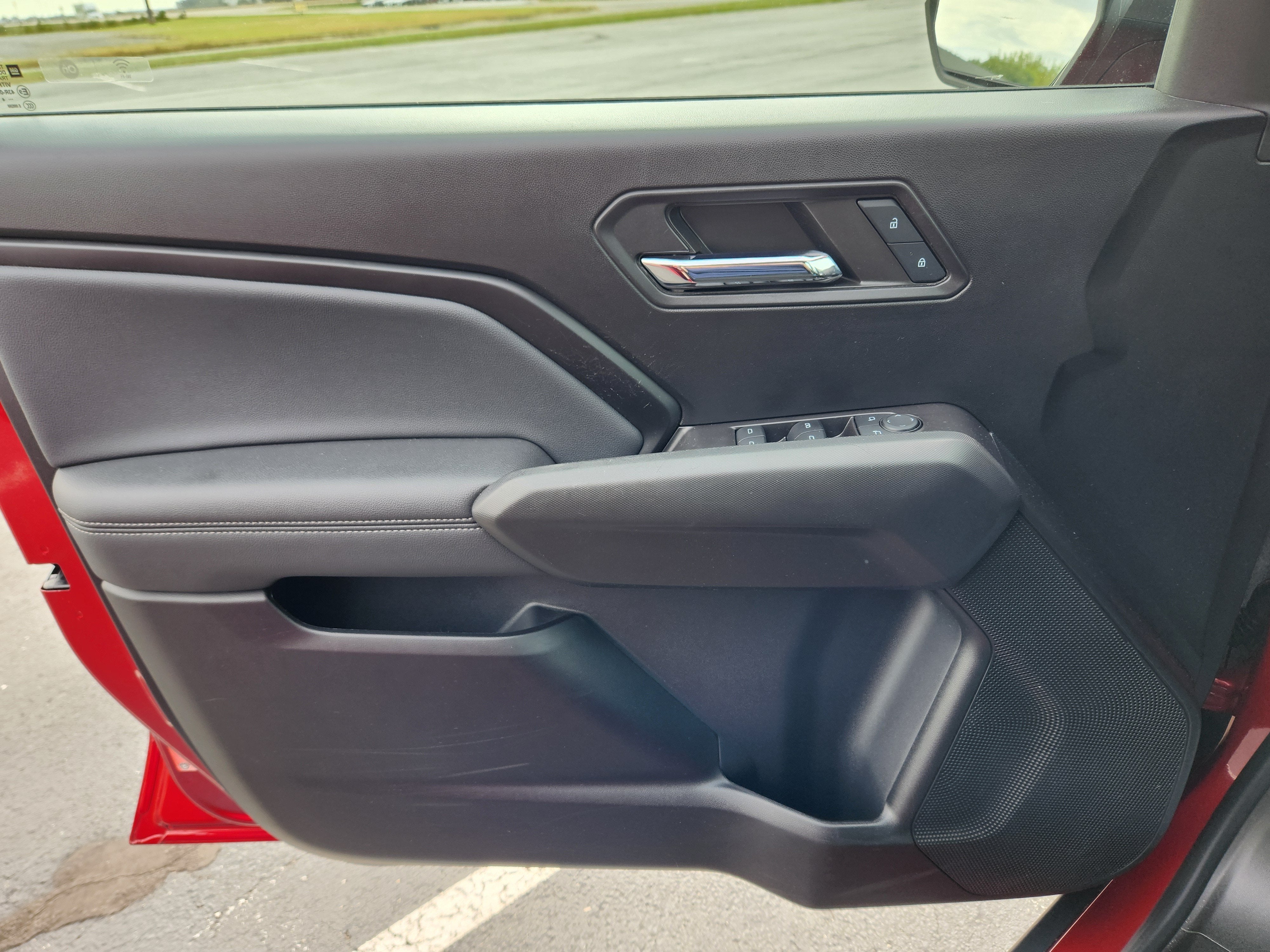 2024 Chevrolet Colorado 2WD LT