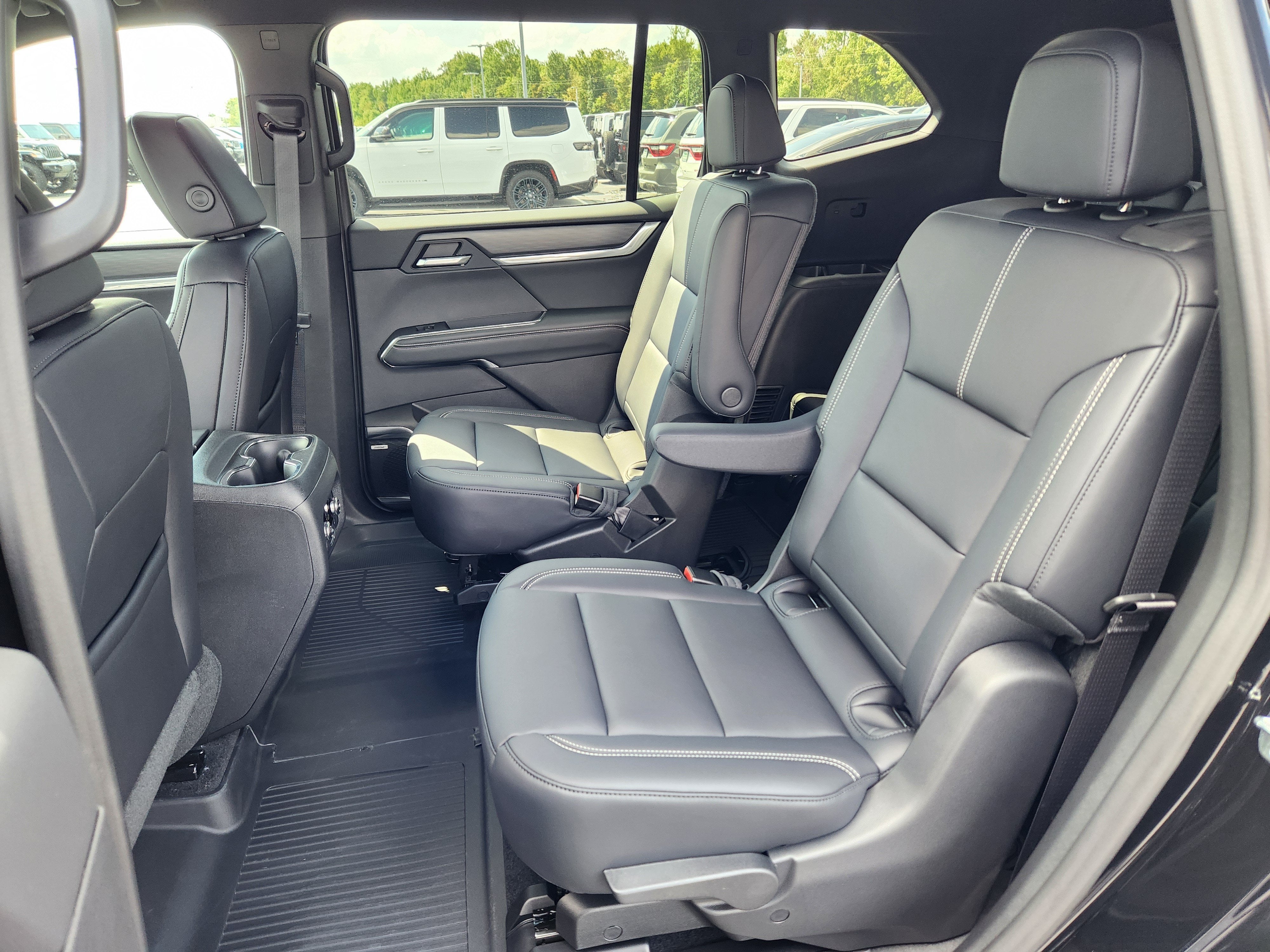 2027 GMC Acadia FWD Elevation