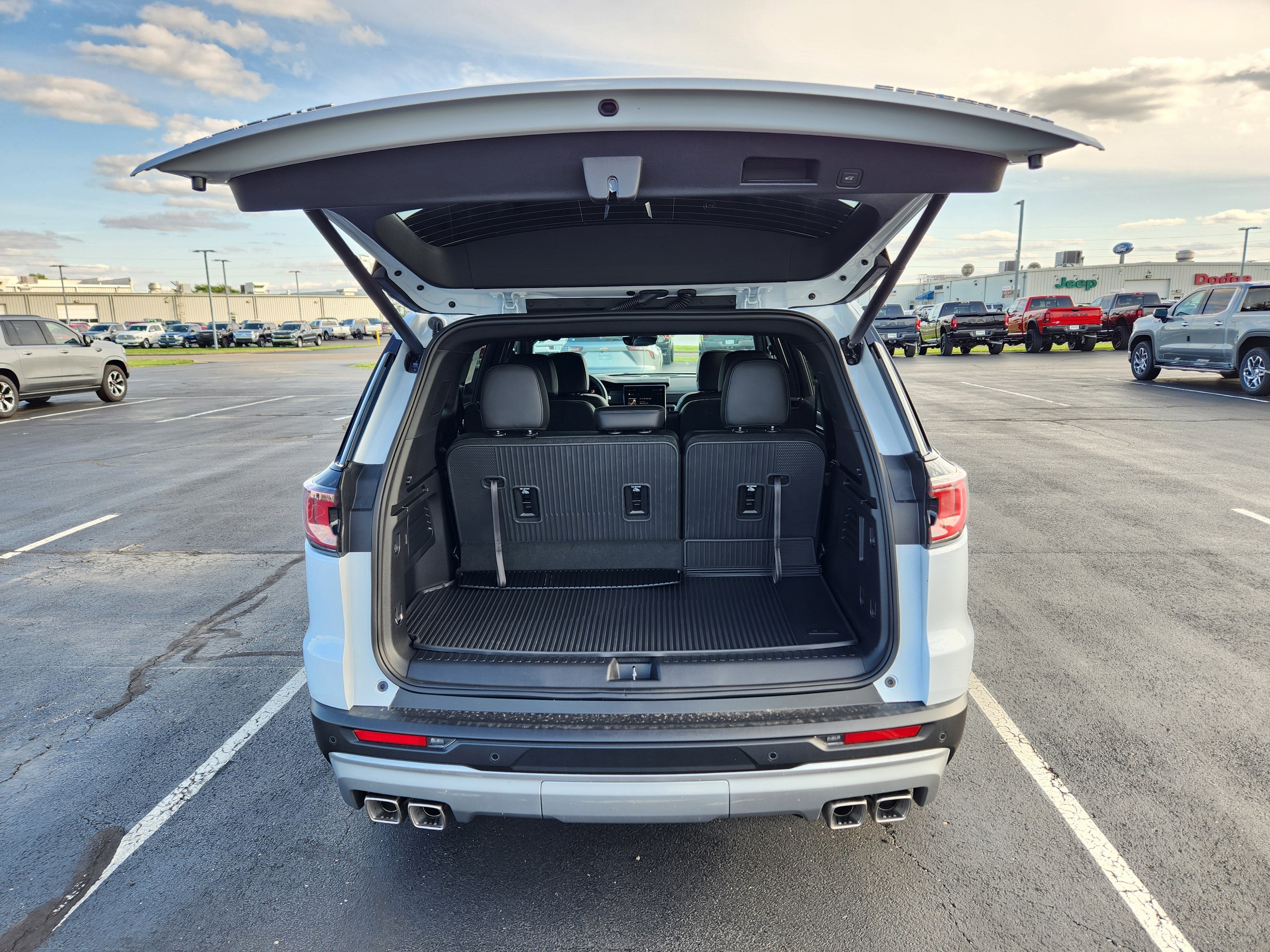 2026 GMC Acadia FWD Elevation