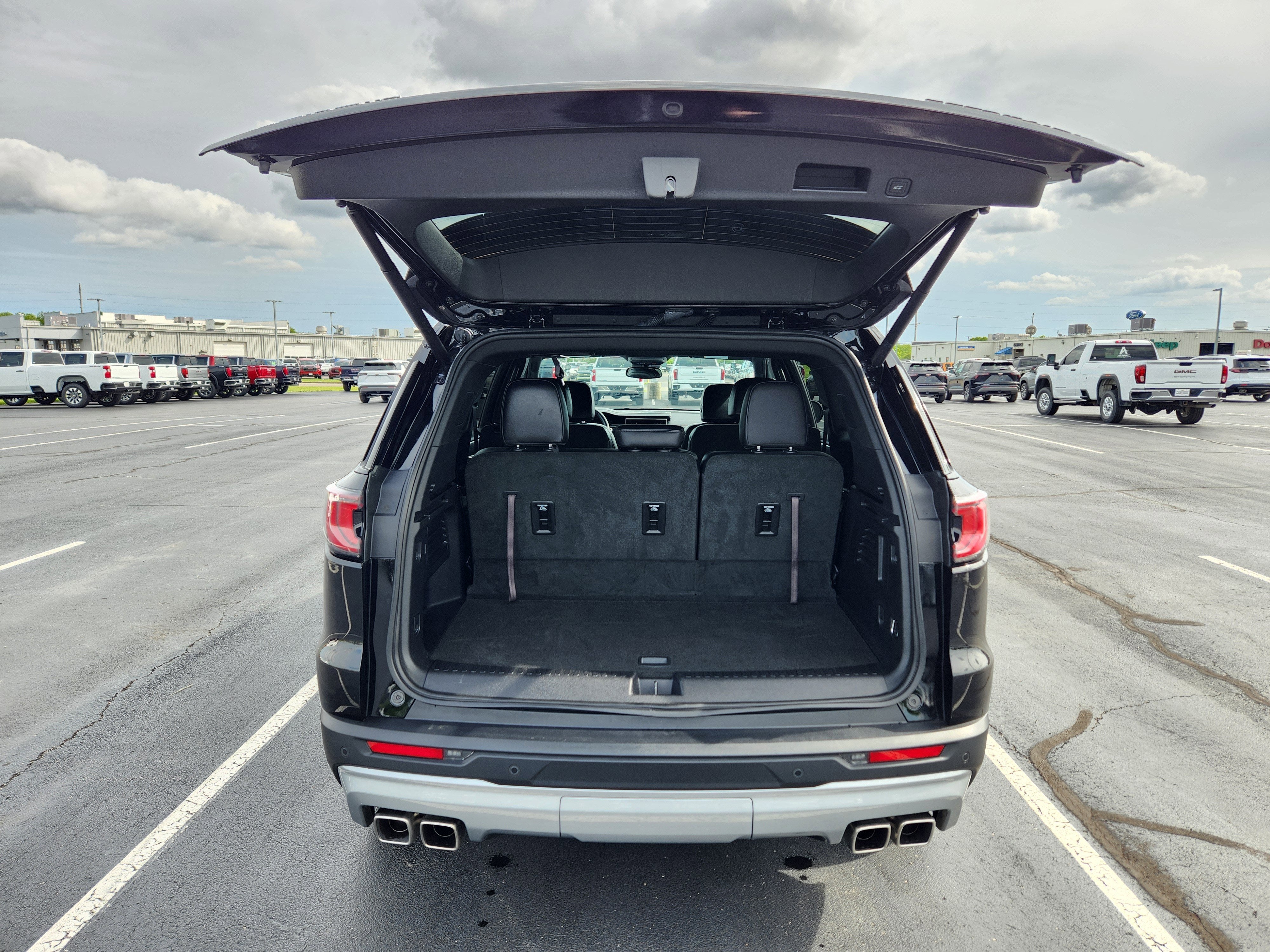 2025 GMC Acadia FWD Elevation