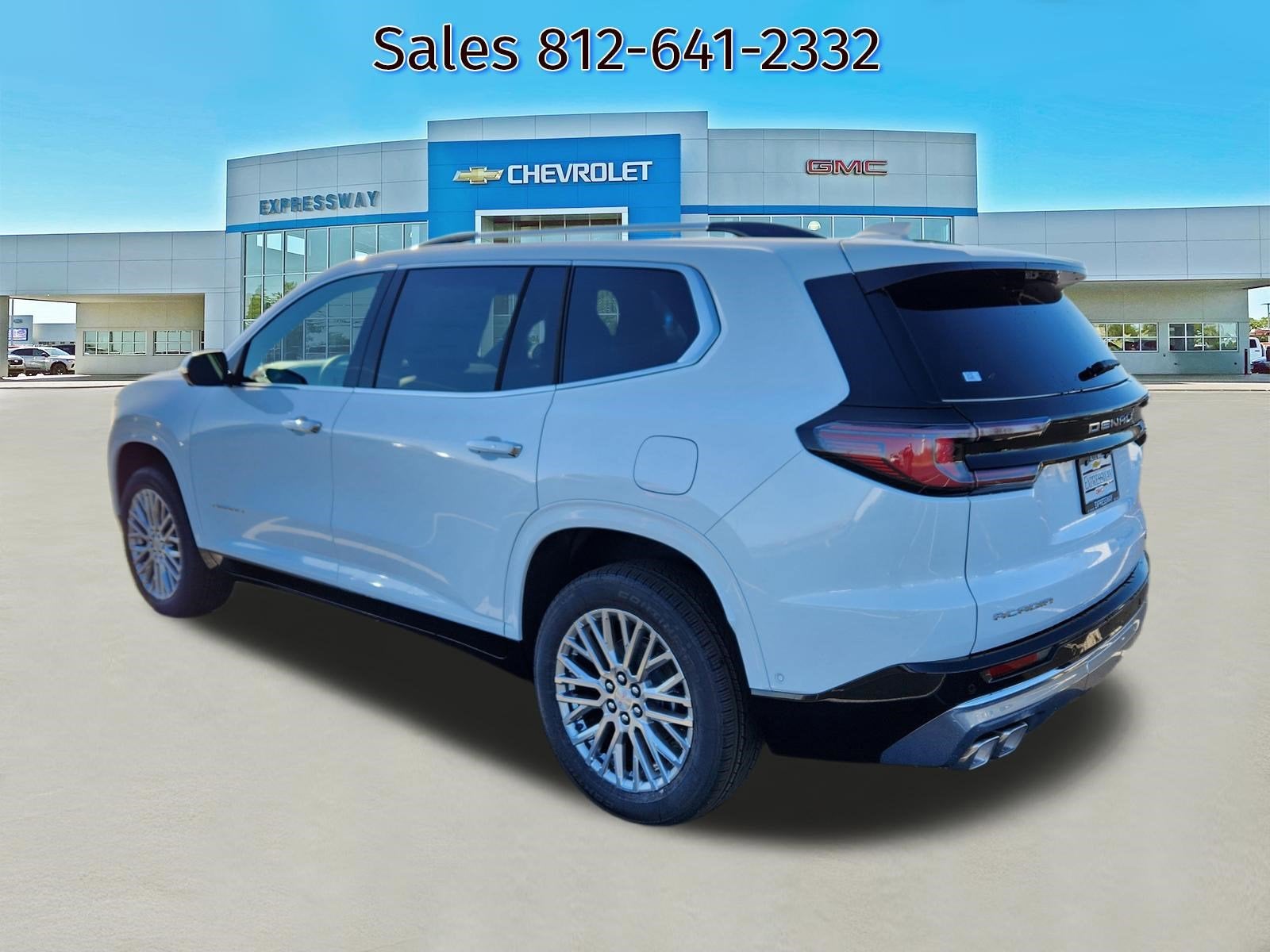 2026 GMC Acadia FWD Denali