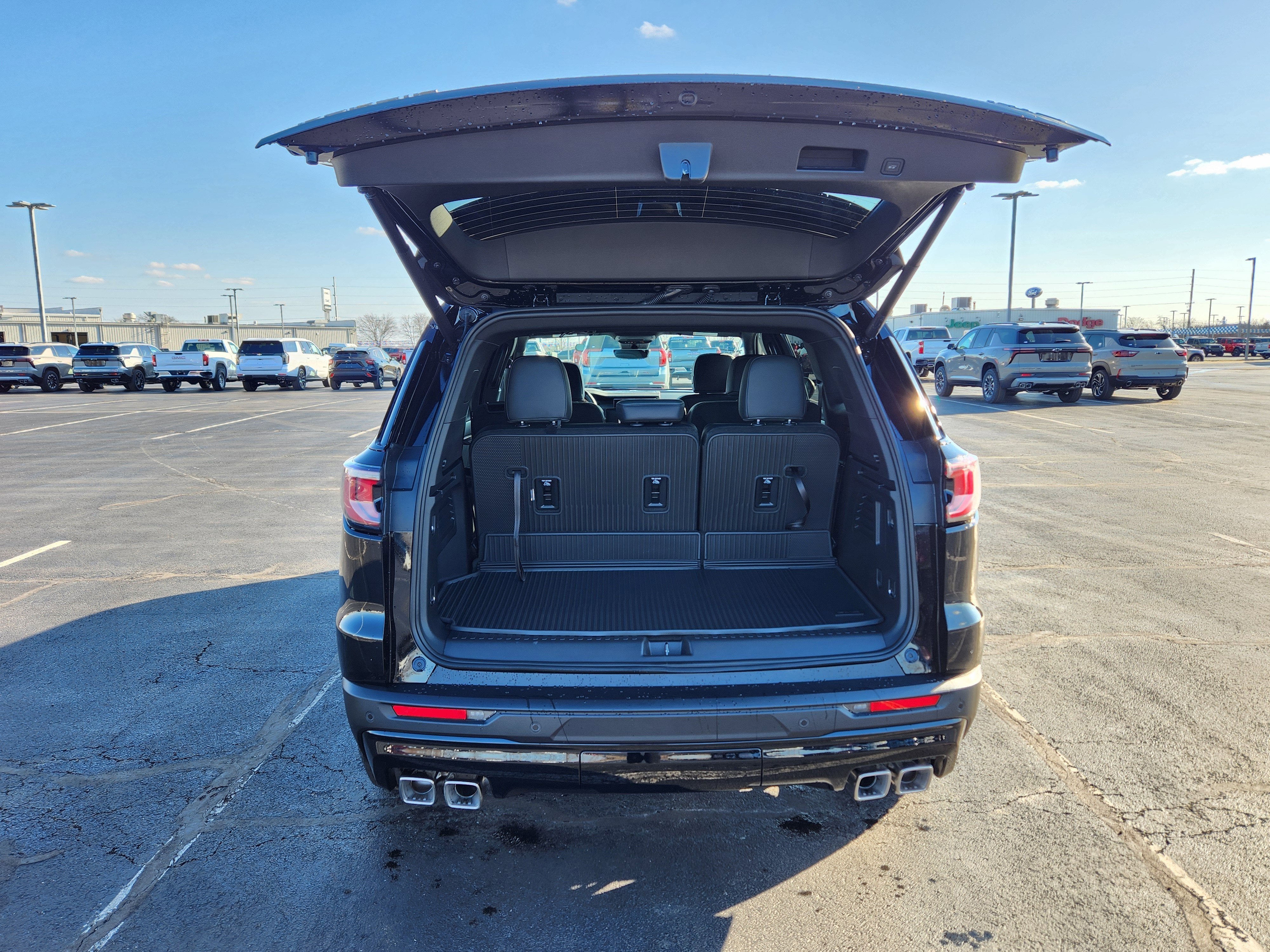 2026 GMC Acadia AWD AT4