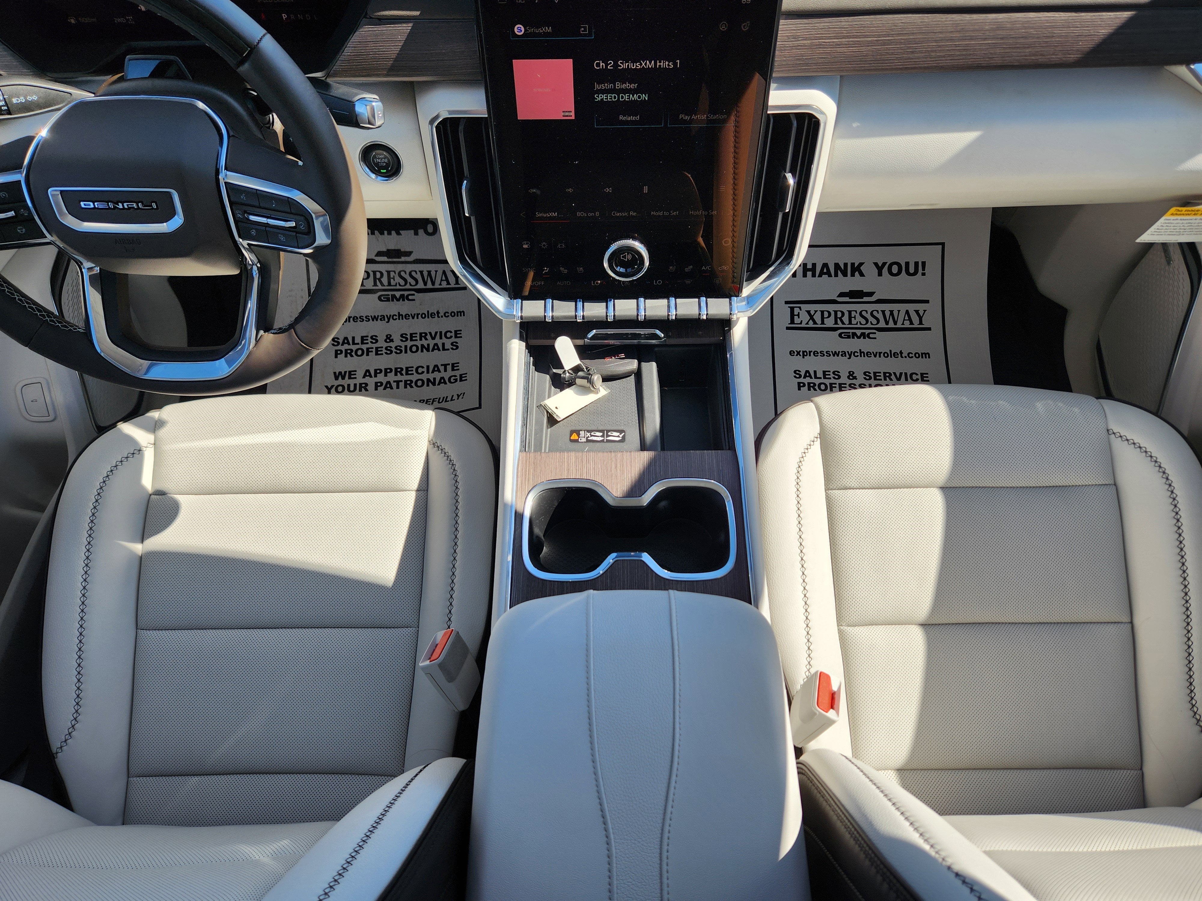 2026 GMC Acadia AWD Denali