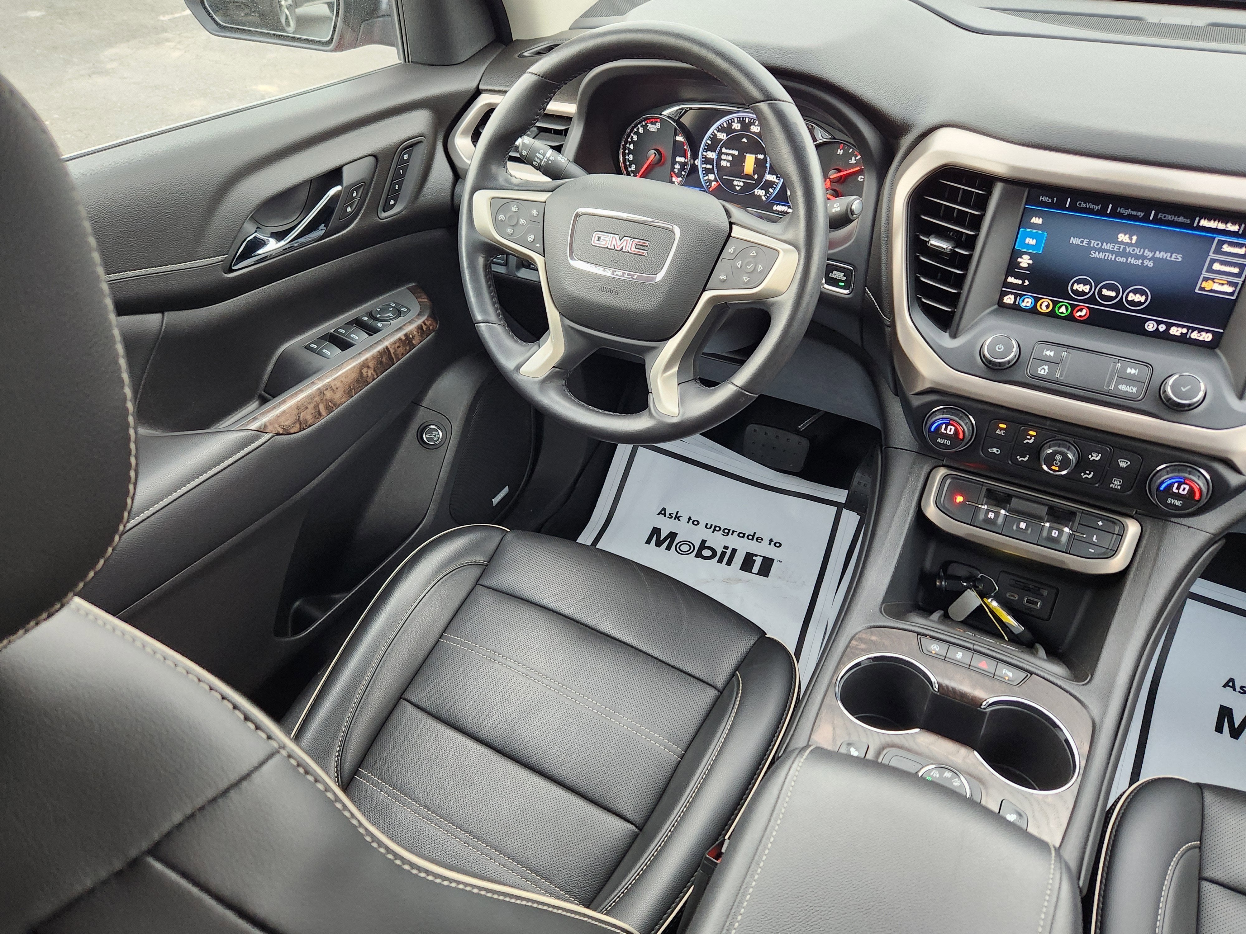 2021 GMC Acadia Denali