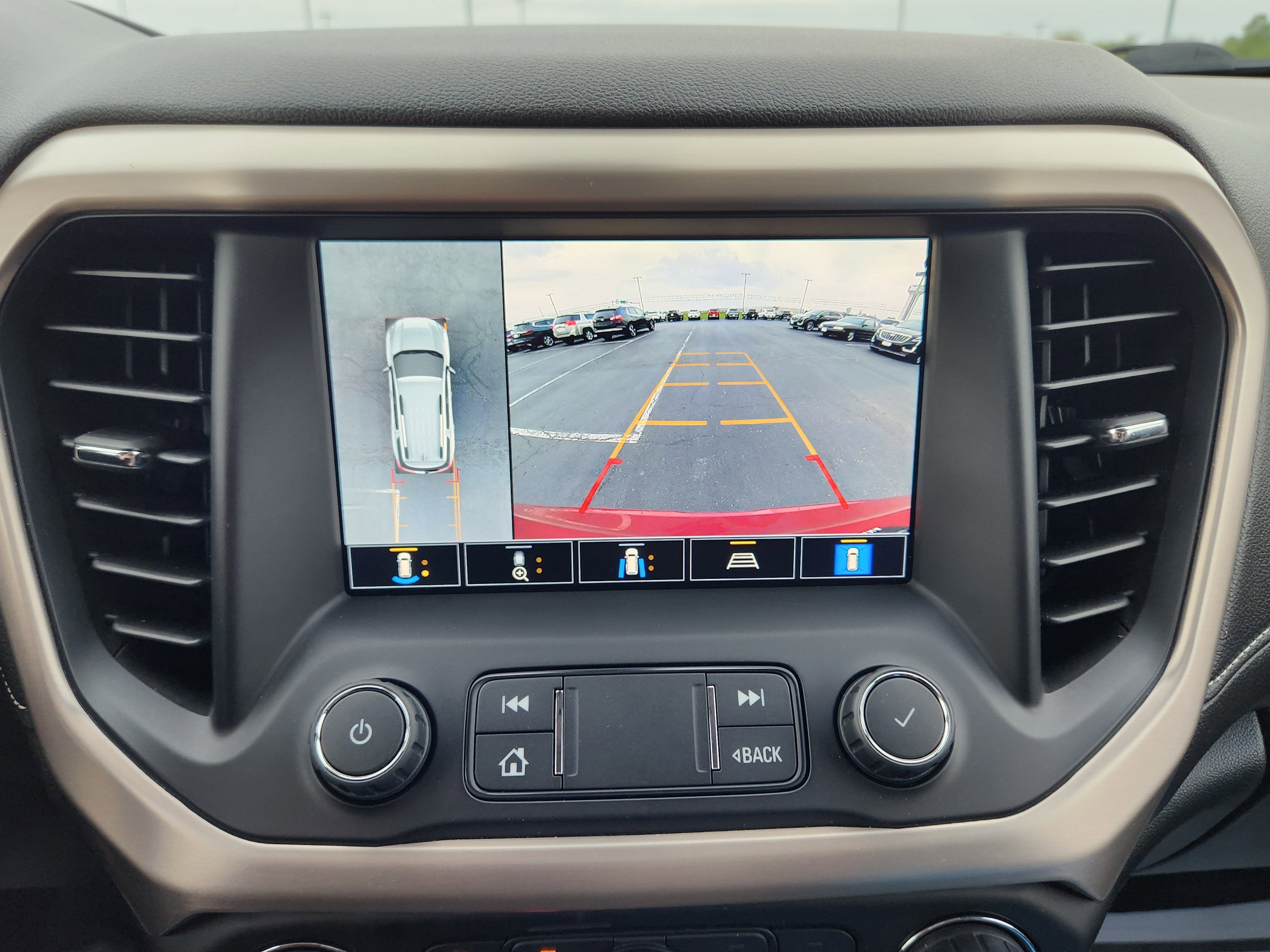 2021 GMC Acadia Denali