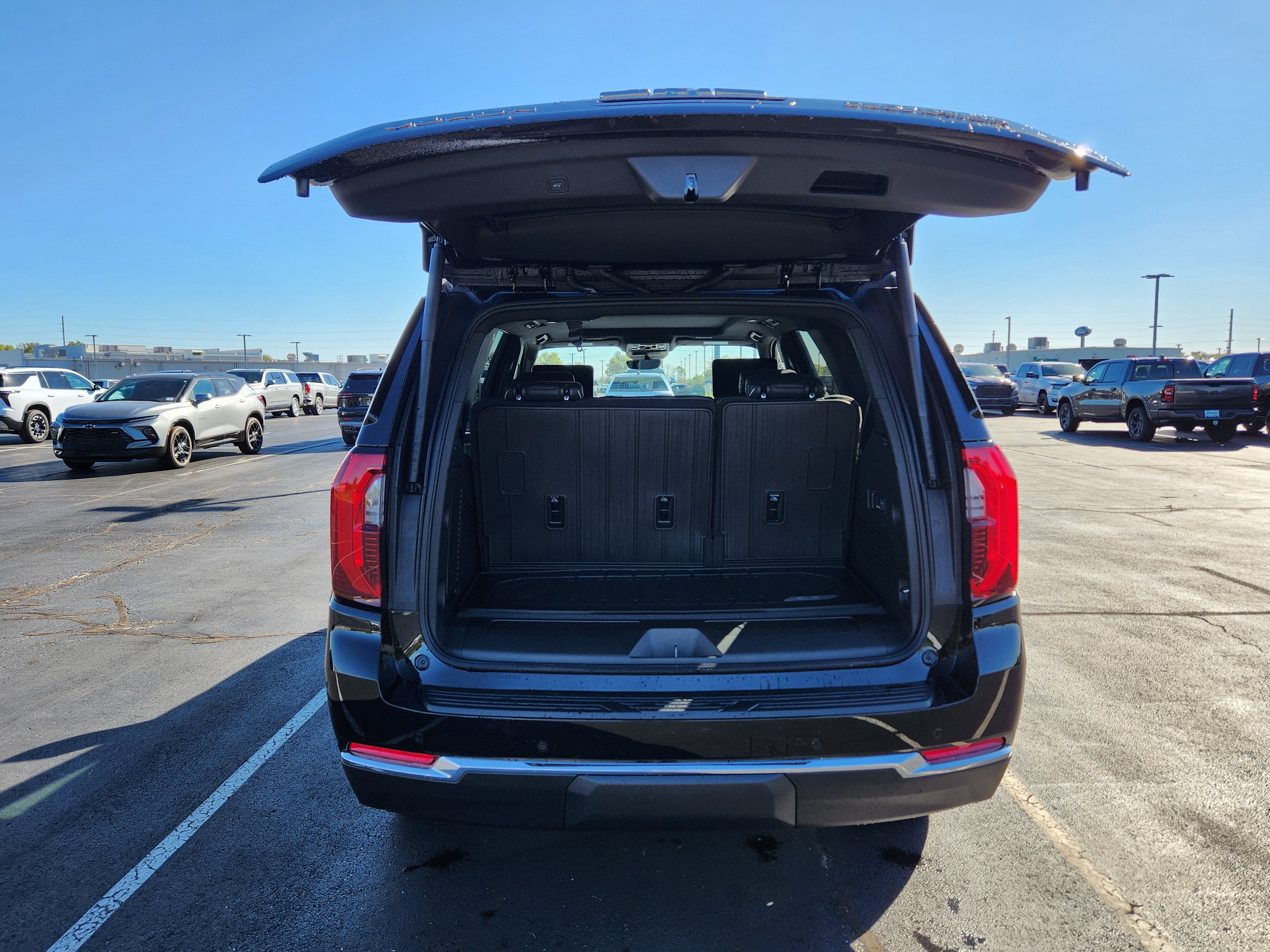 2027 GMC Yukon Elevation