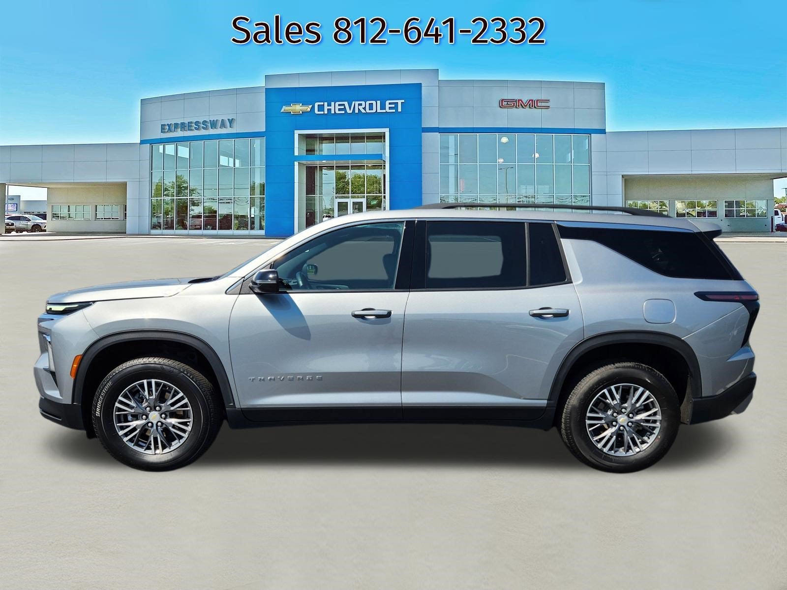 2026 Chevrolet Traverse FWD LT