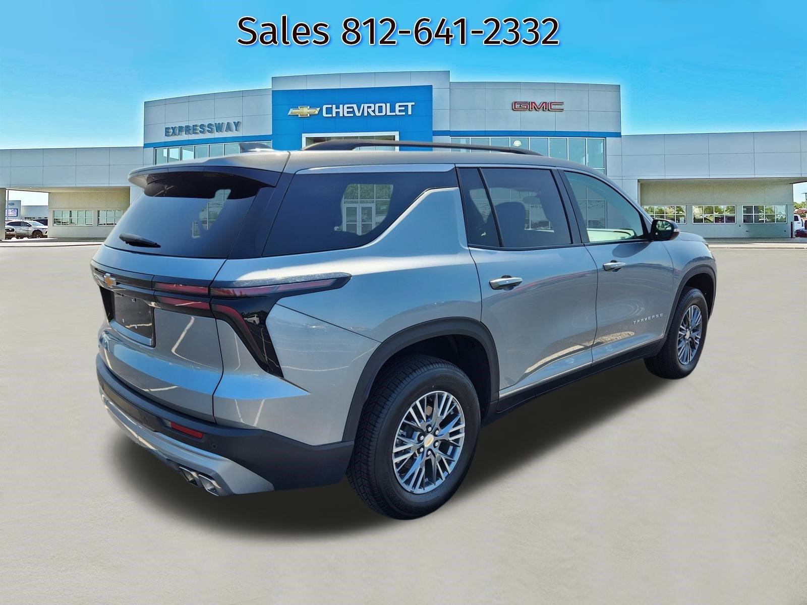 2026 Chevrolet Traverse FWD LT