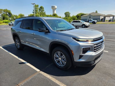 2026 Chevrolet Traverse FWD LT