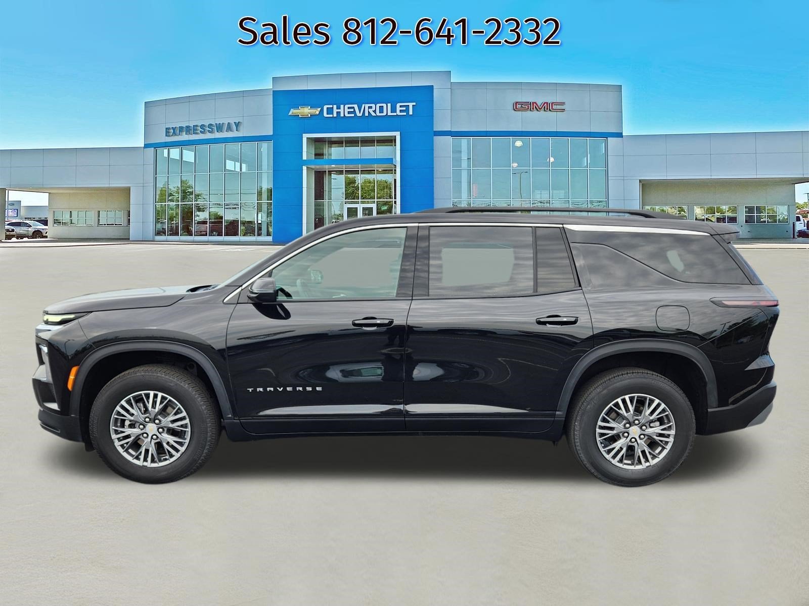 2026 Chevrolet Traverse FWD LT