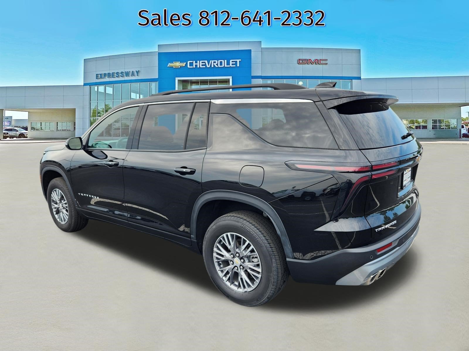 2026 Chevrolet Traverse FWD LT