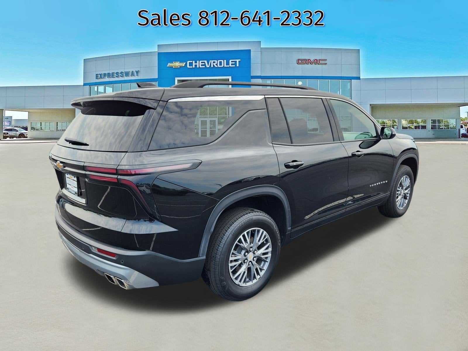 2026 Chevrolet Traverse FWD LT
