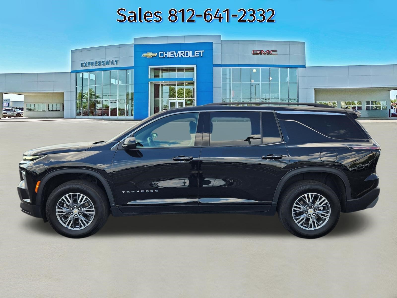 2026 Chevrolet Traverse FWD LT
