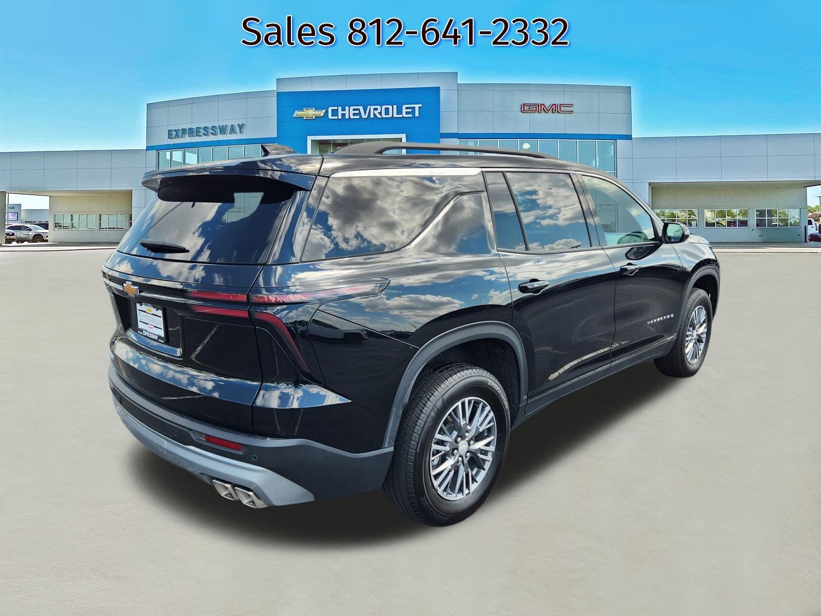 2026 Chevrolet Traverse FWD LT