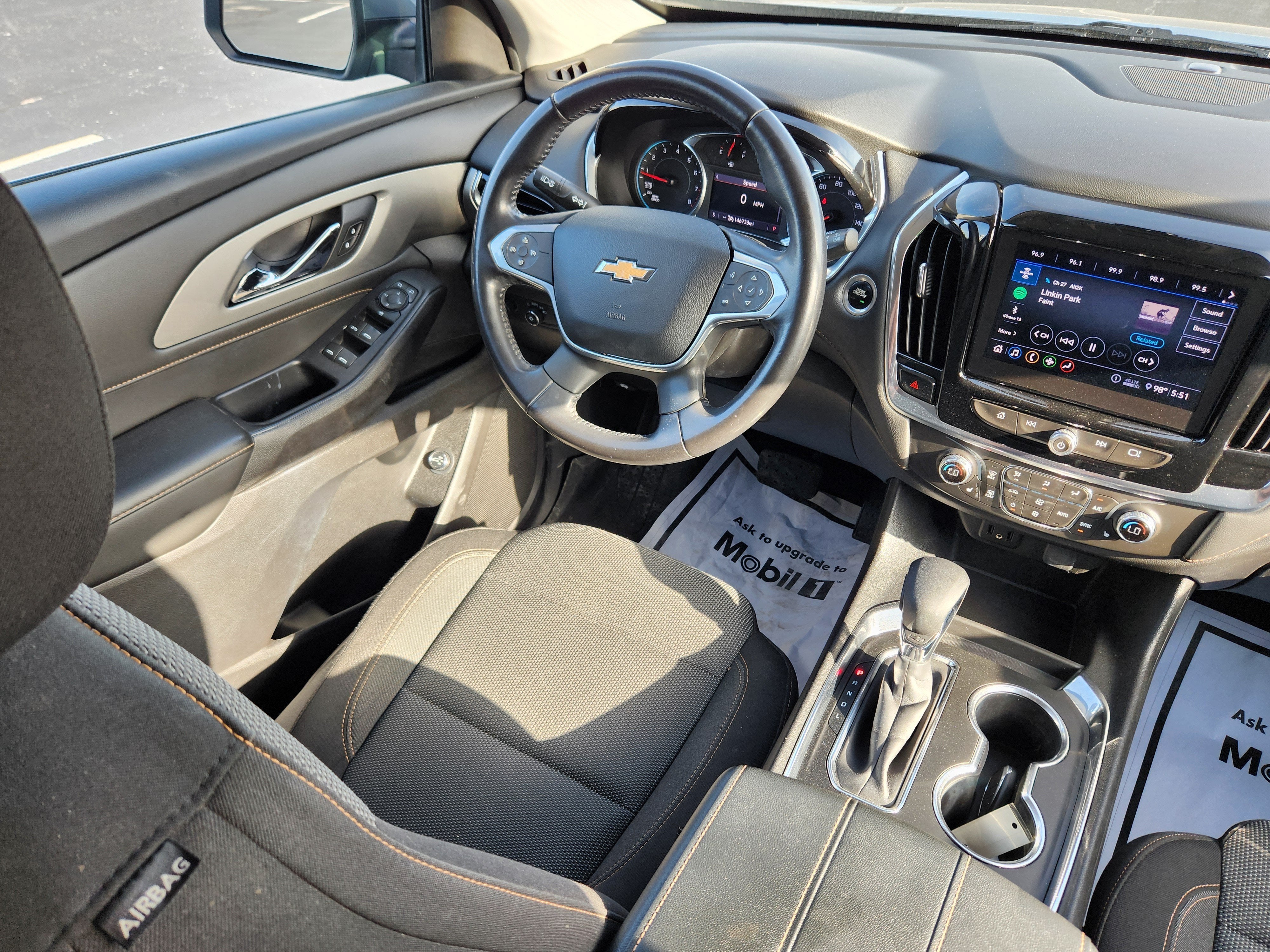2021 Chevrolet Traverse LT Cloth