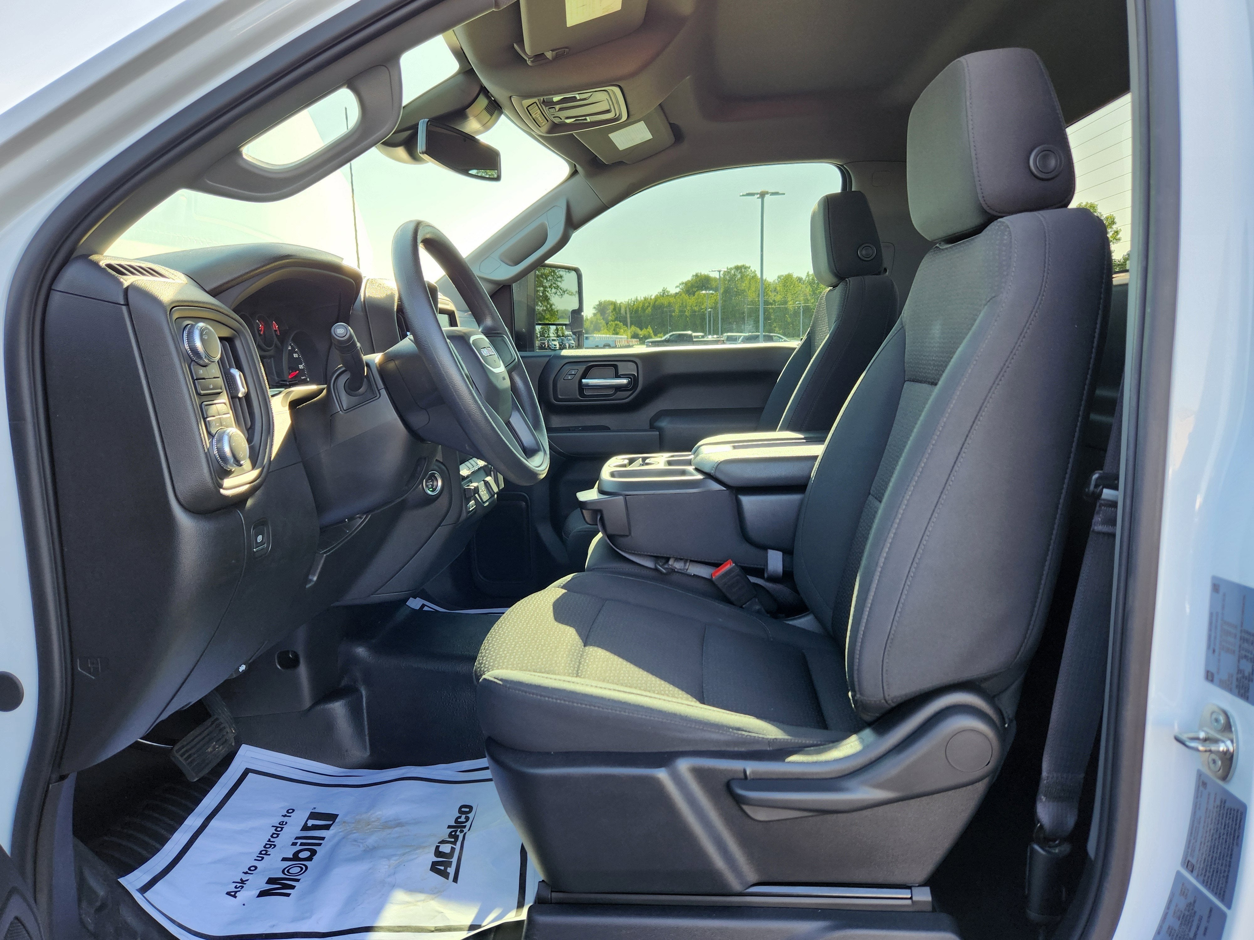 2024 GMC Sierra 2500HD Pro