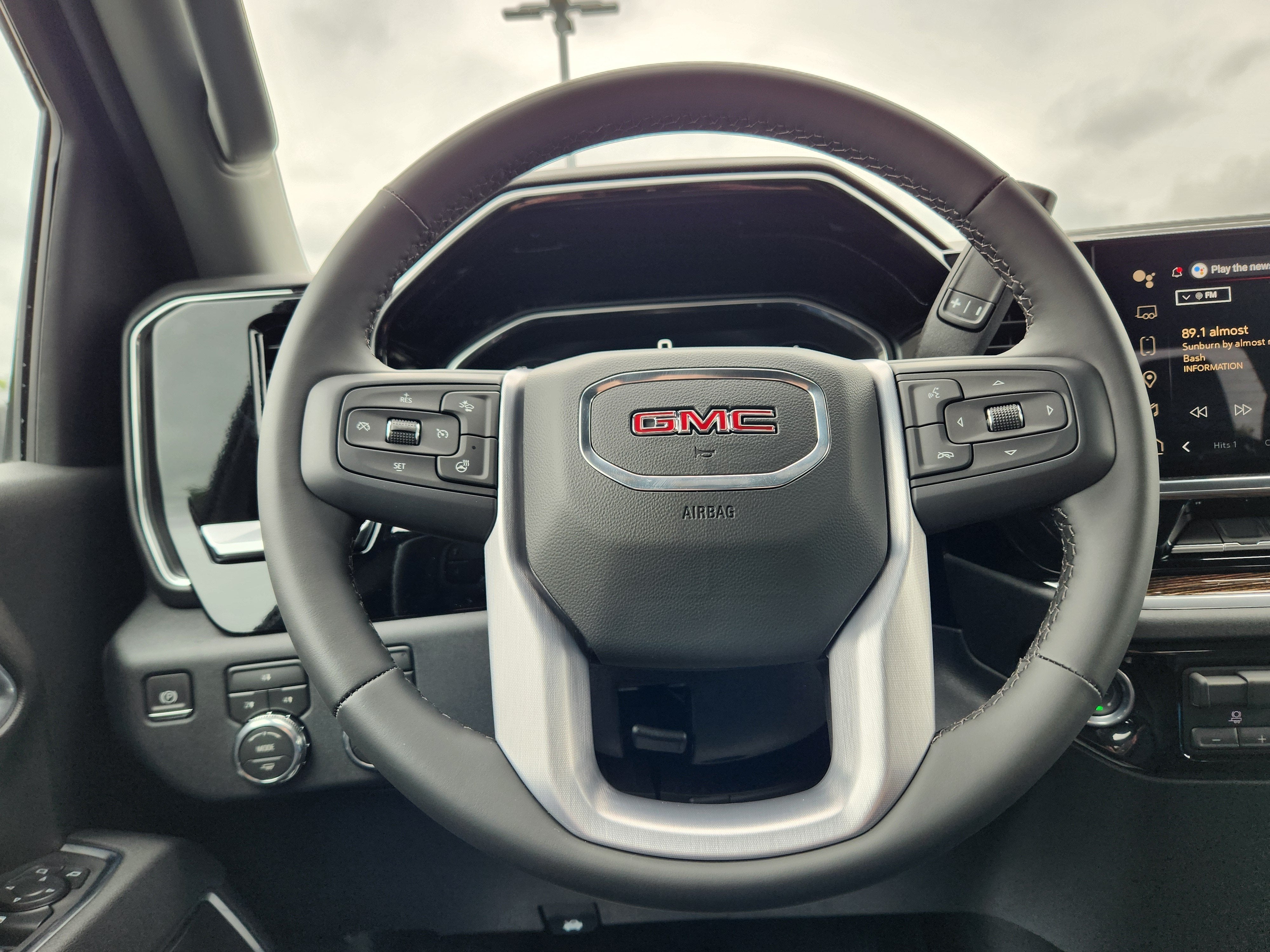 2026 GMC Sierra 2500HD SLE