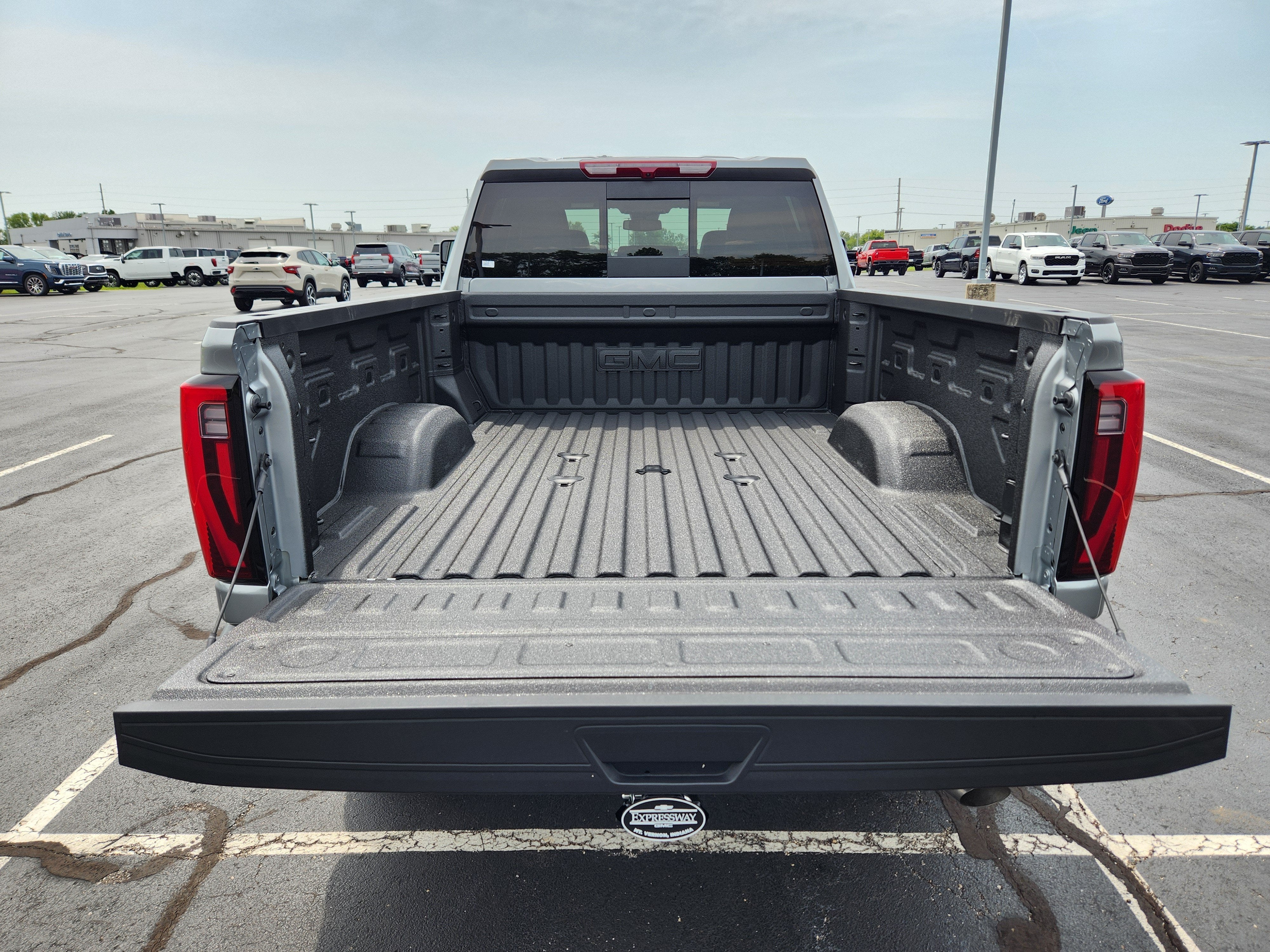 2026 GMC Sierra 2500HD SLT