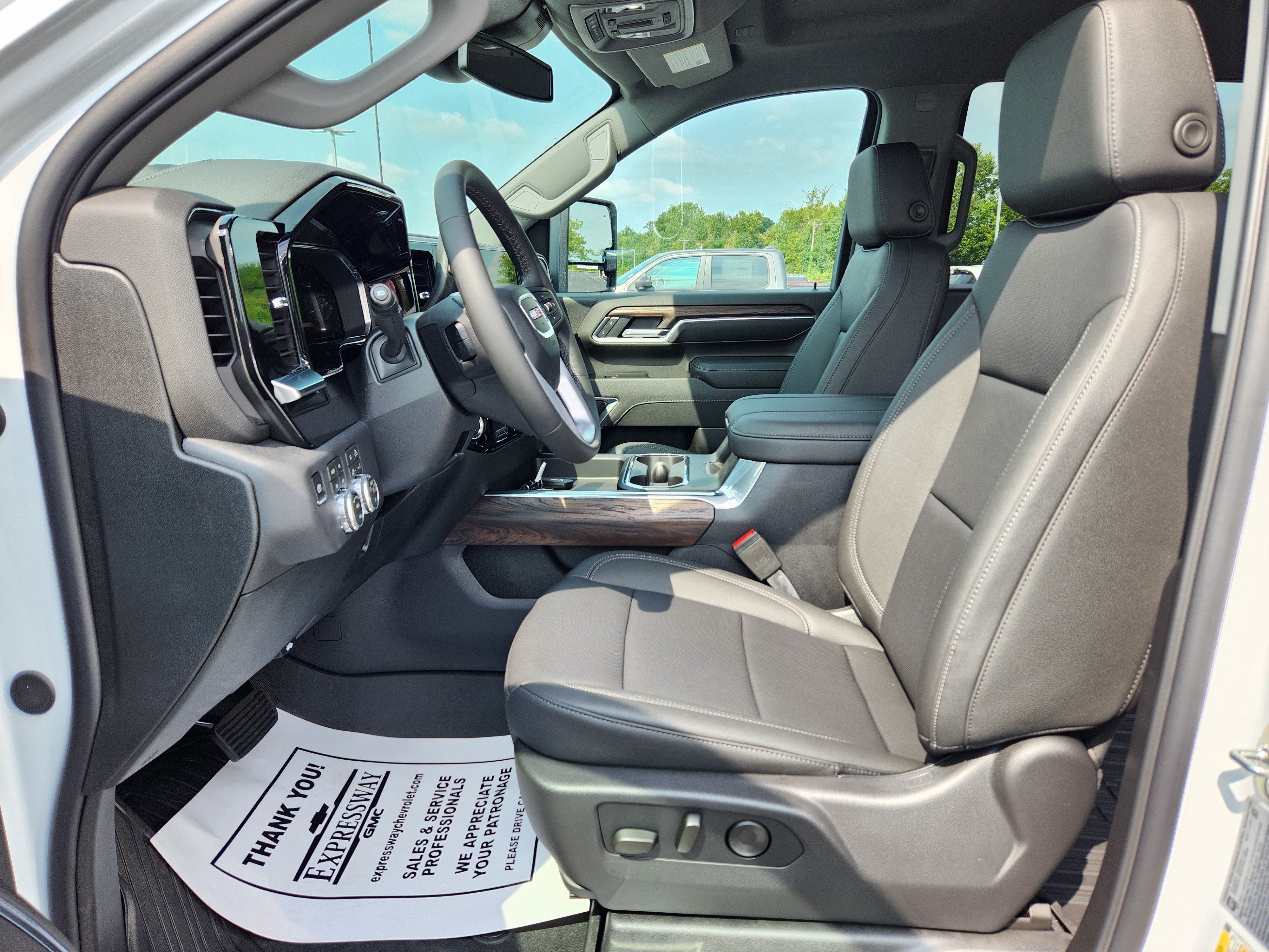 2026 GMC Sierra 2500HD SLT