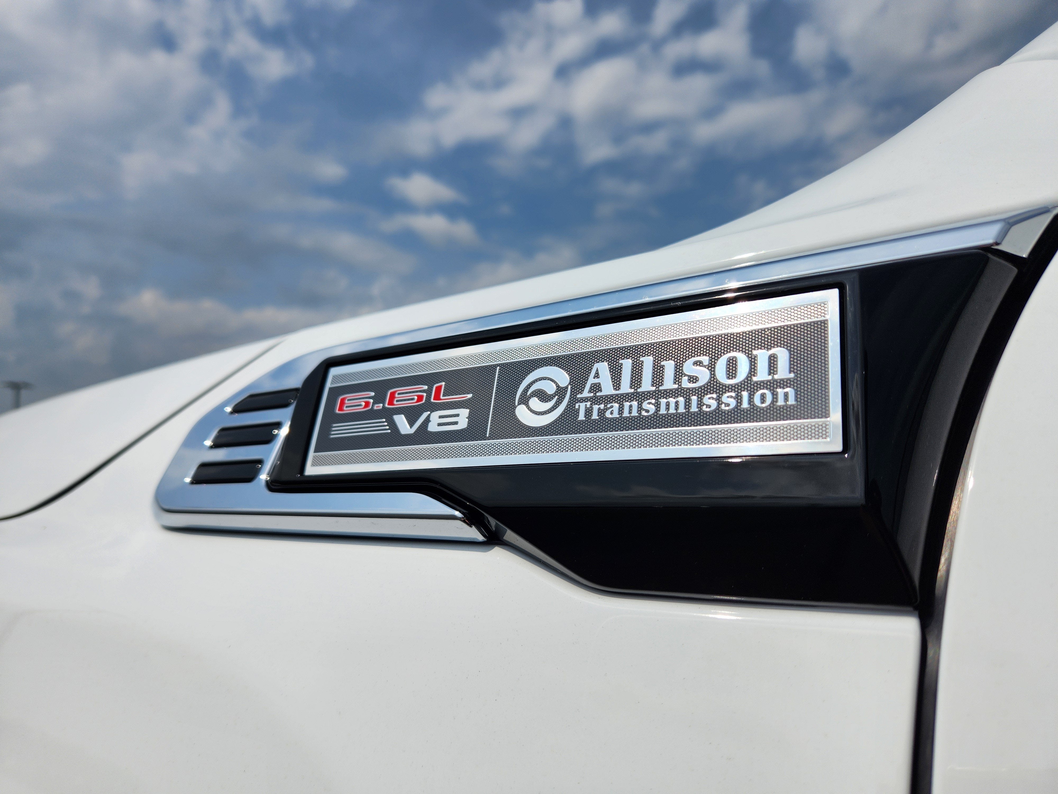 2026 GMC Sierra 2500HD SLT