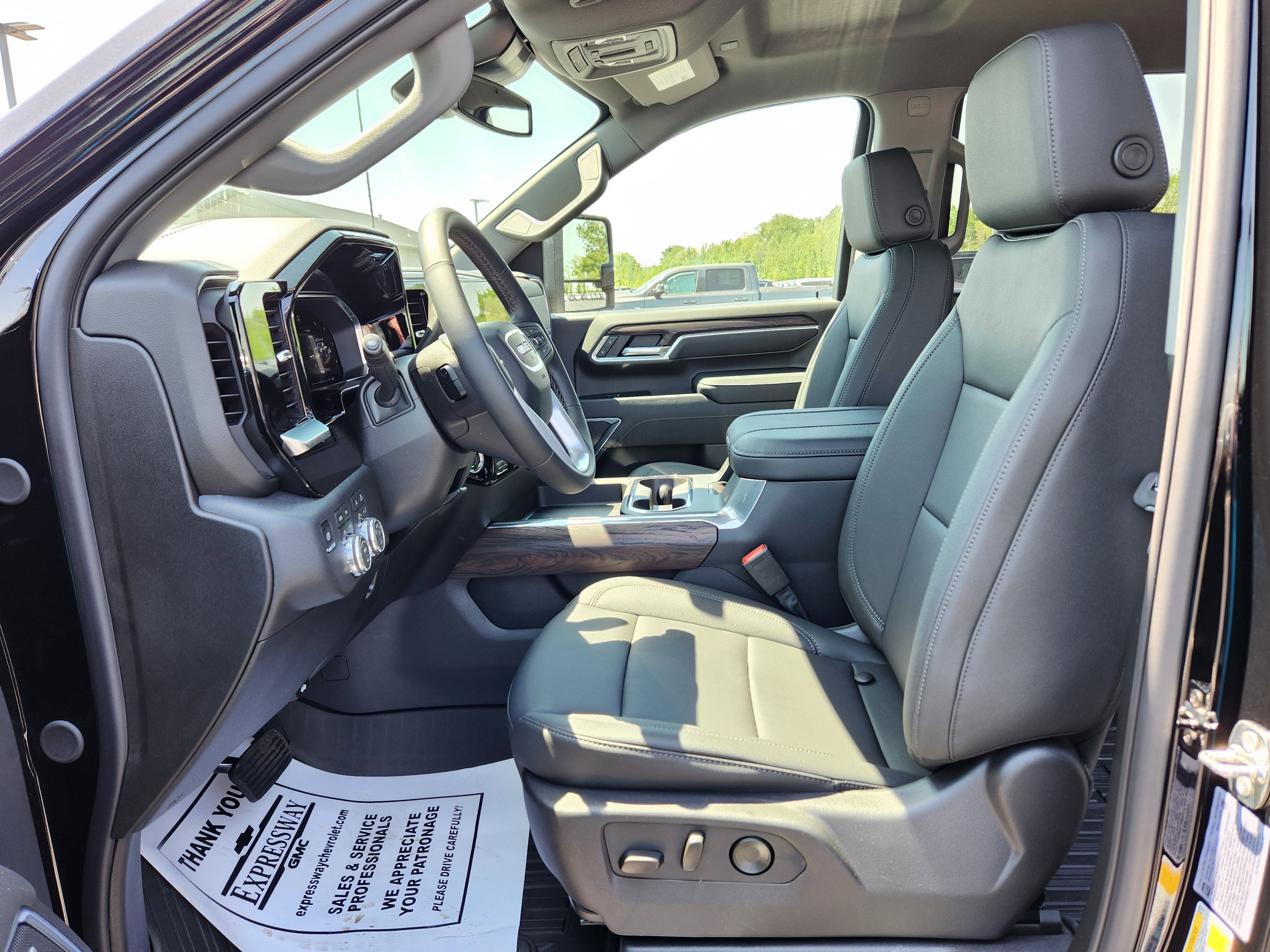 2026 GMC Sierra 2500HD SLT