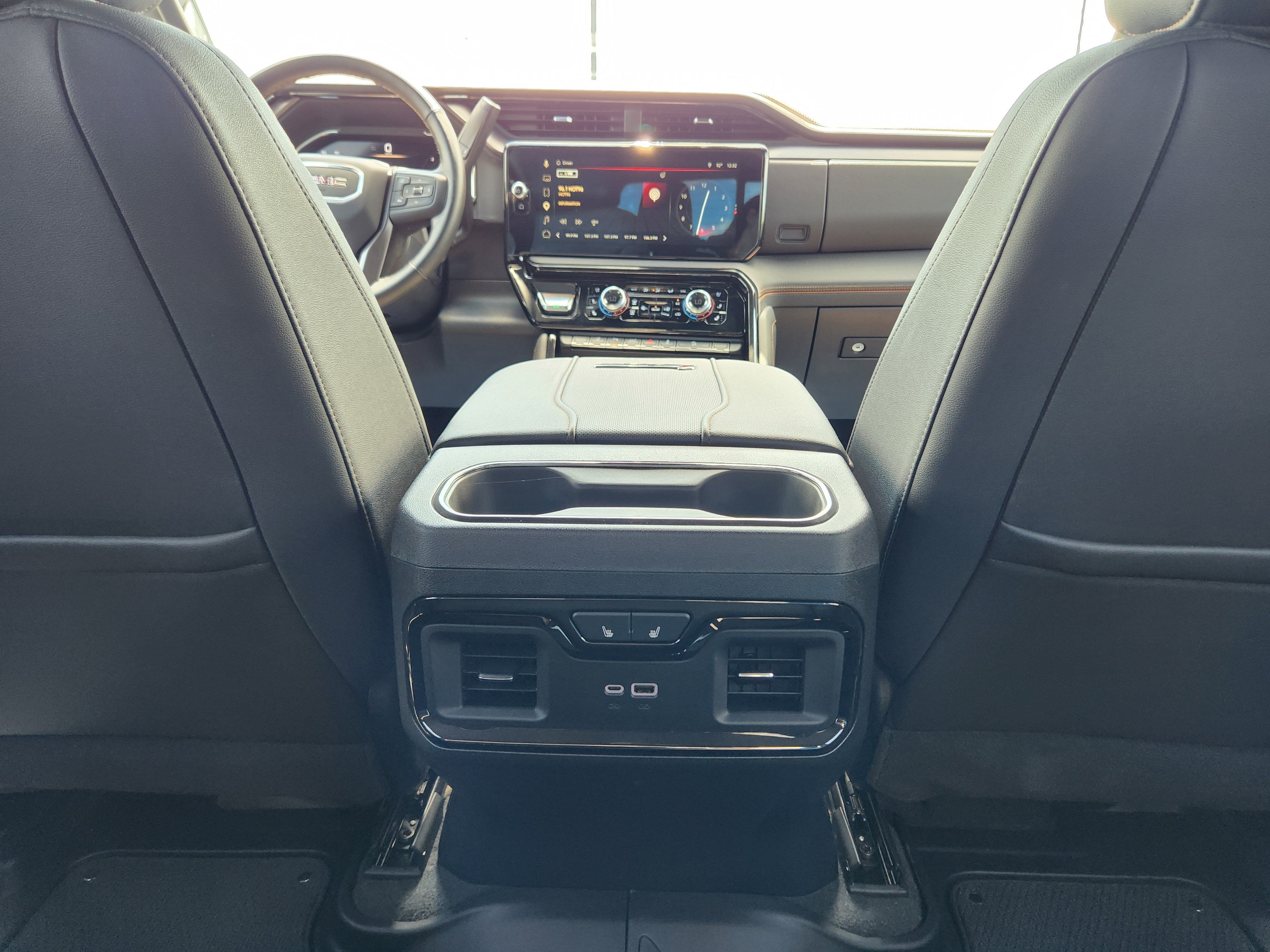 2025 GMC Sierra 2500HD AT4