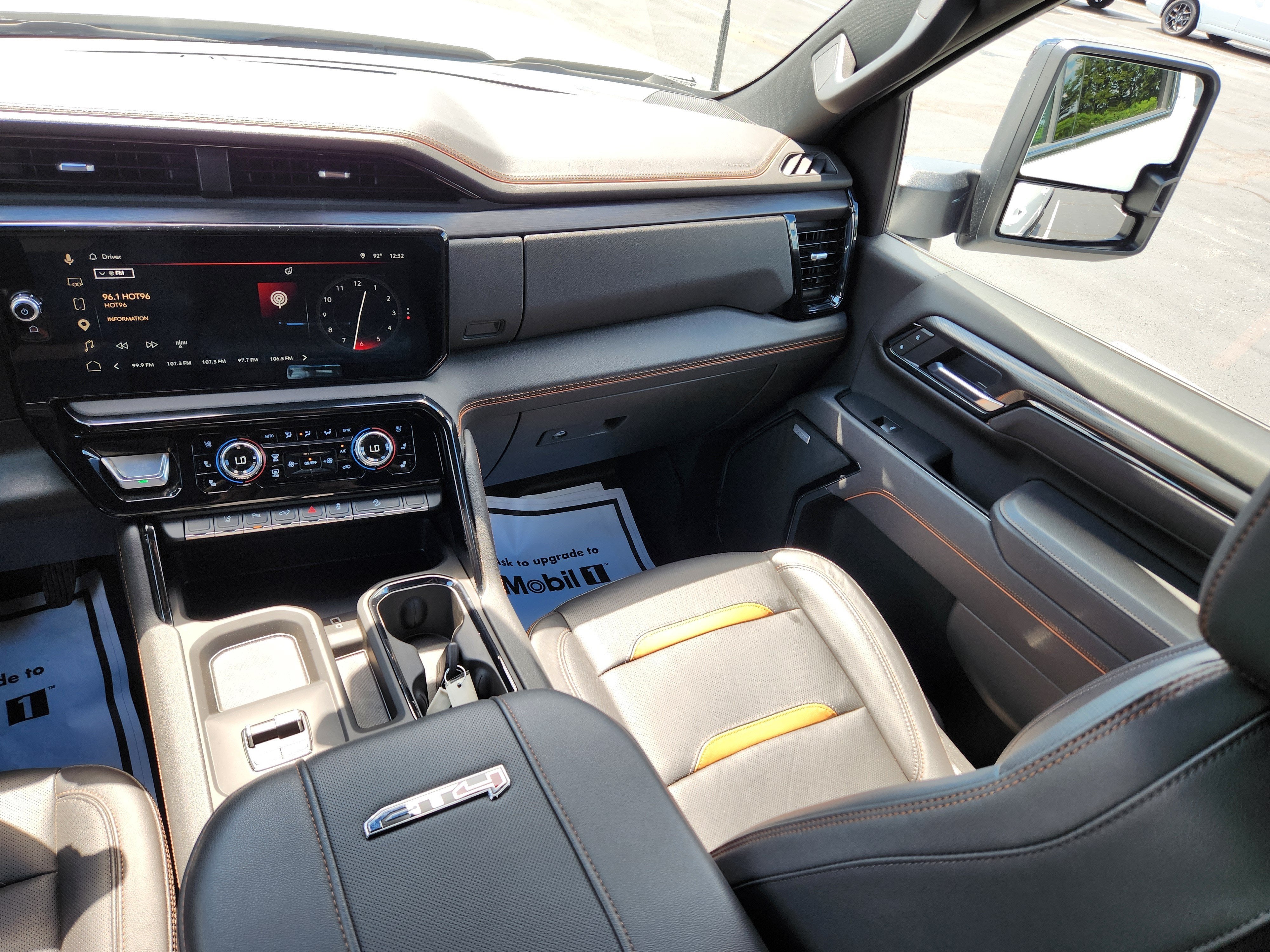 2025 GMC Sierra 2500HD AT4