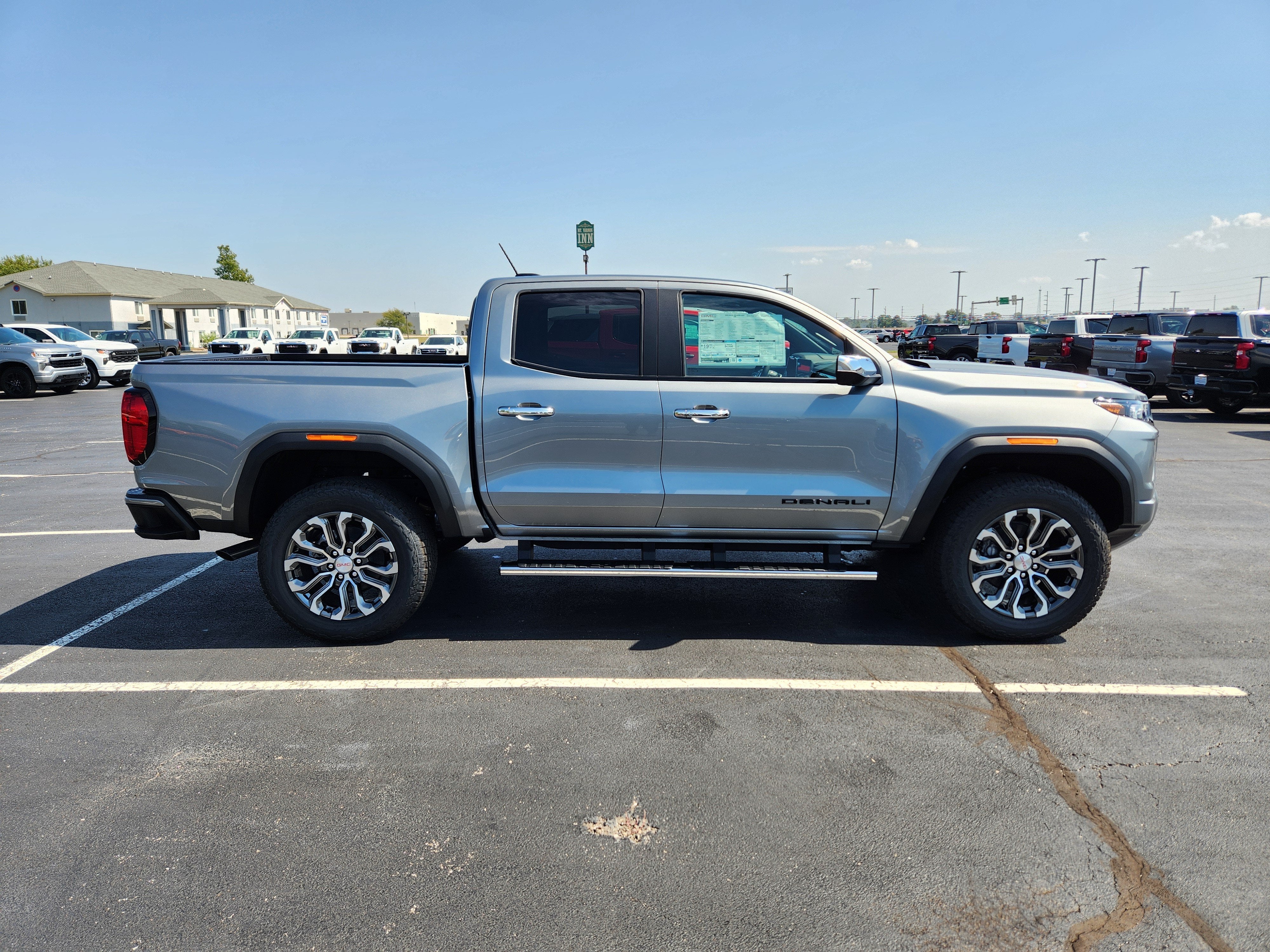 2026 GMC Canyon 4WD Denali