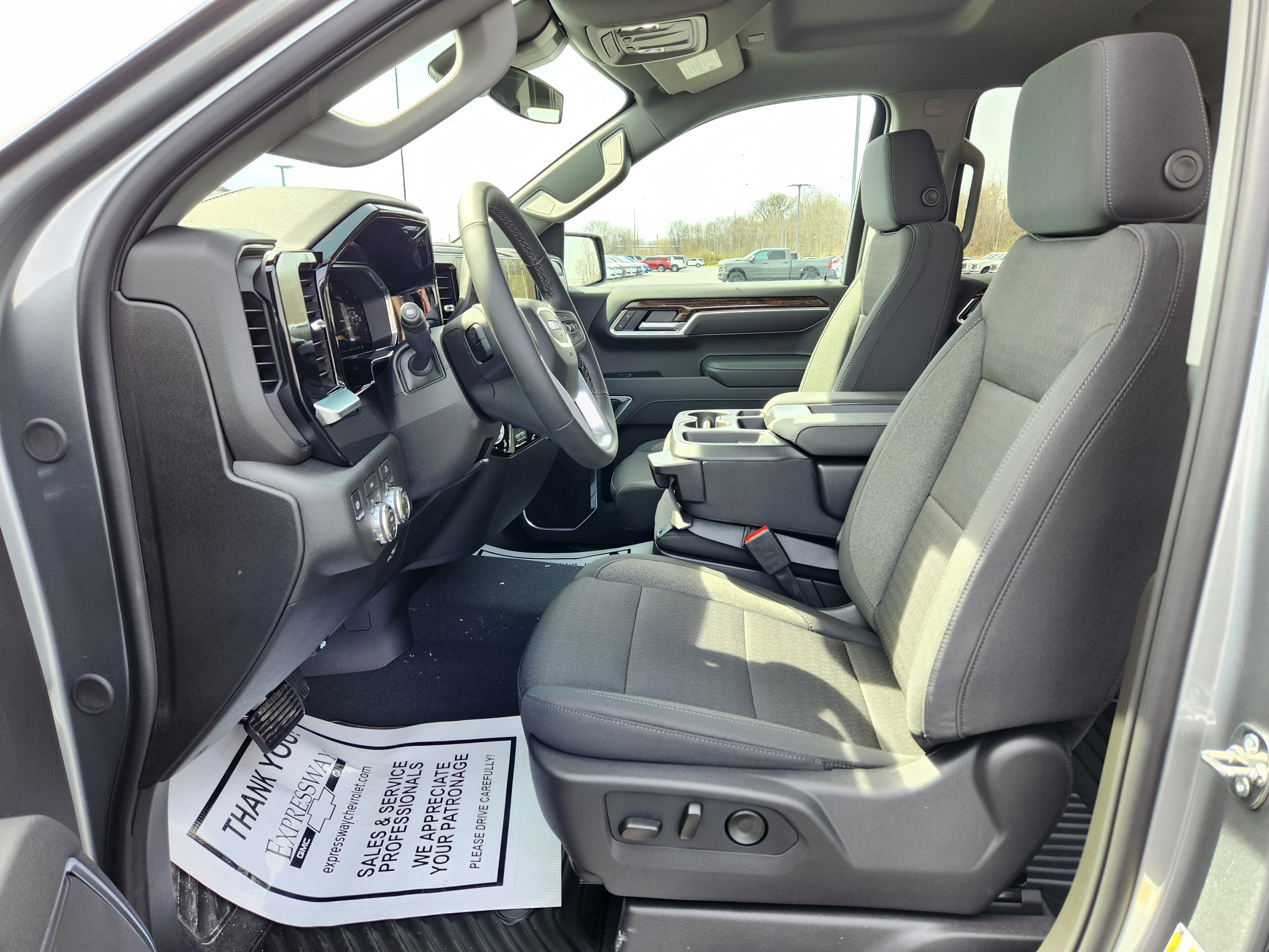 2026 GMC Sierra 1500 SLE