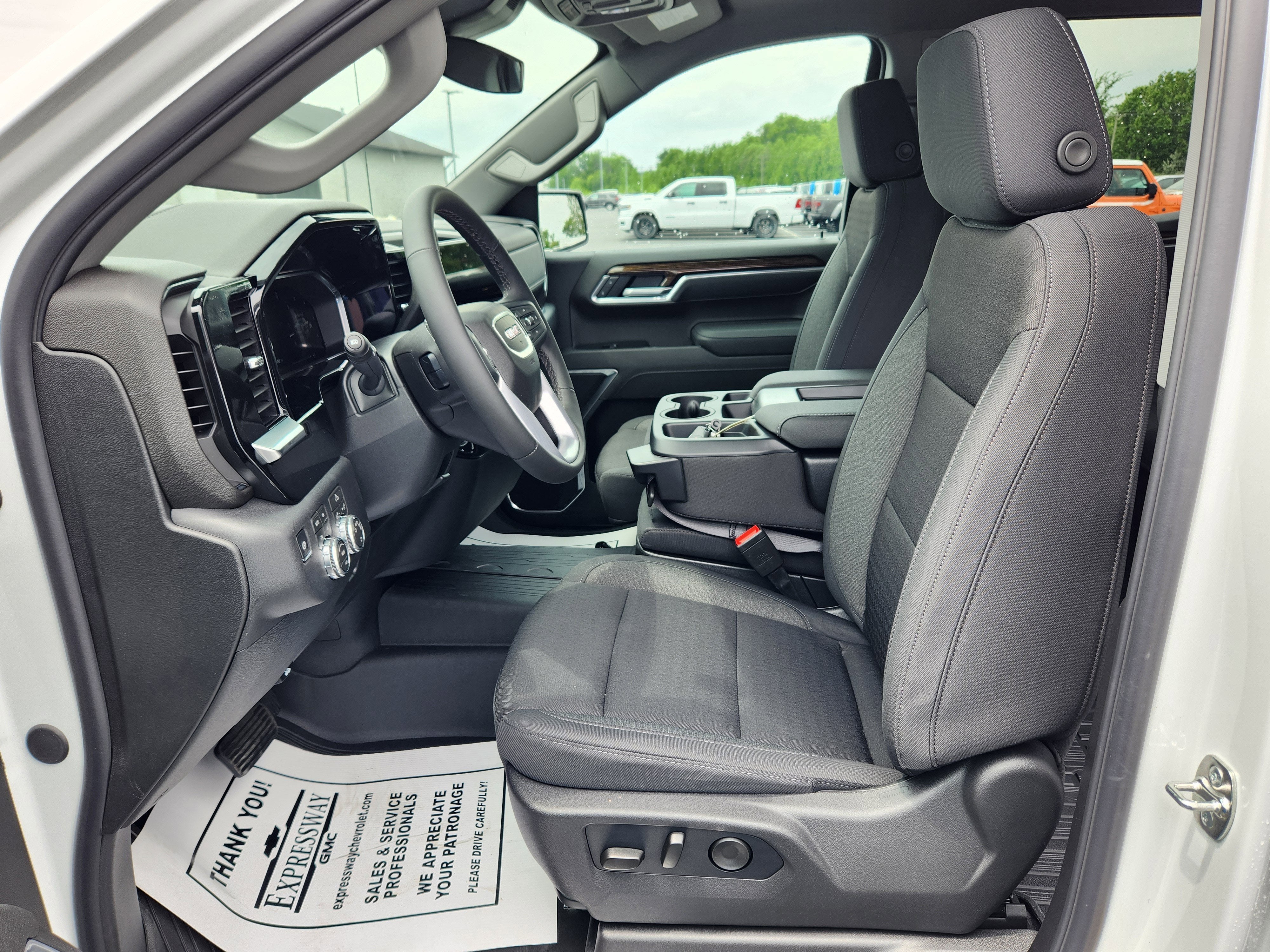 2026 GMC Sierra 1500 SLE