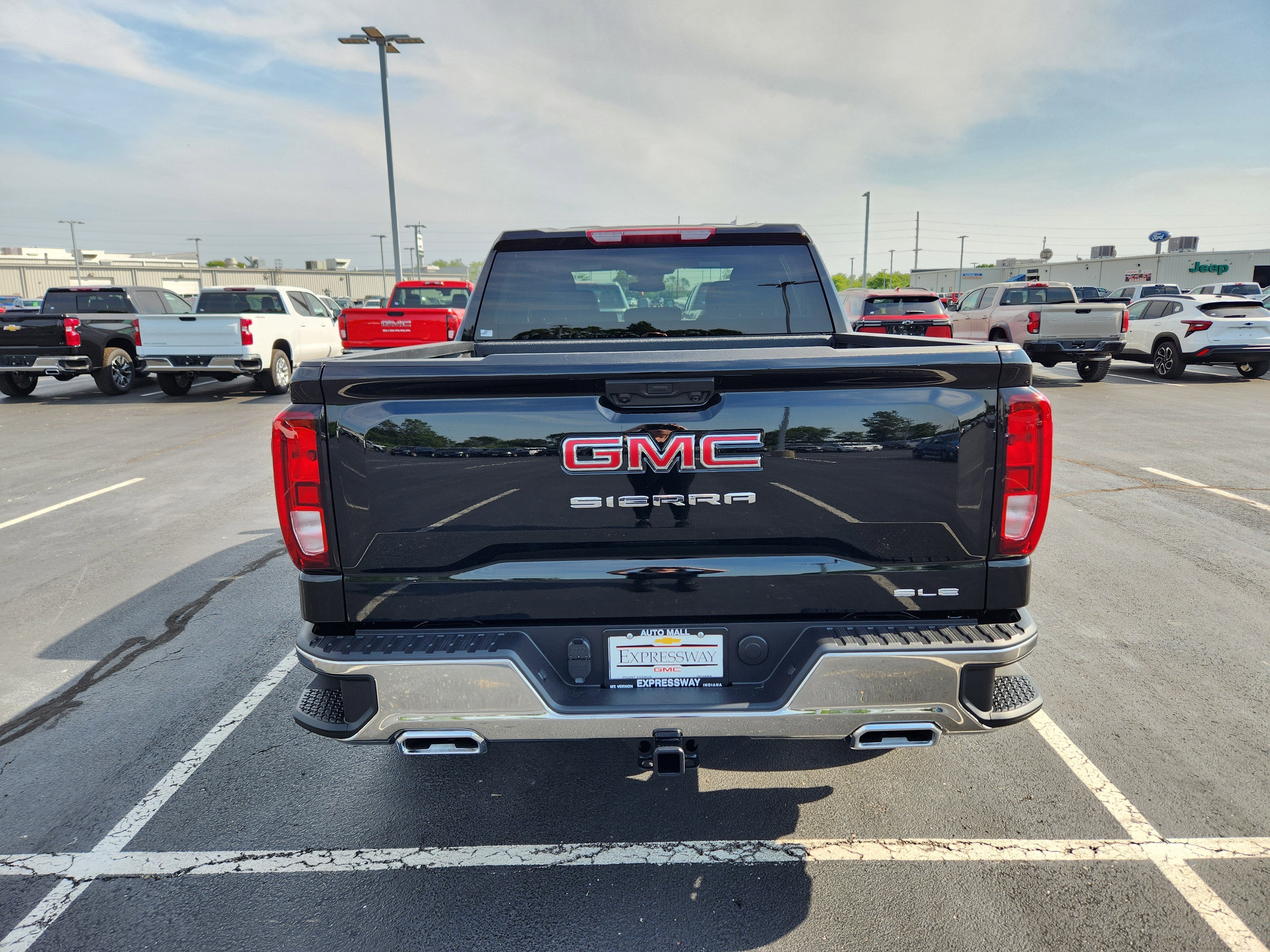 2026 GMC Sierra 1500 SLE