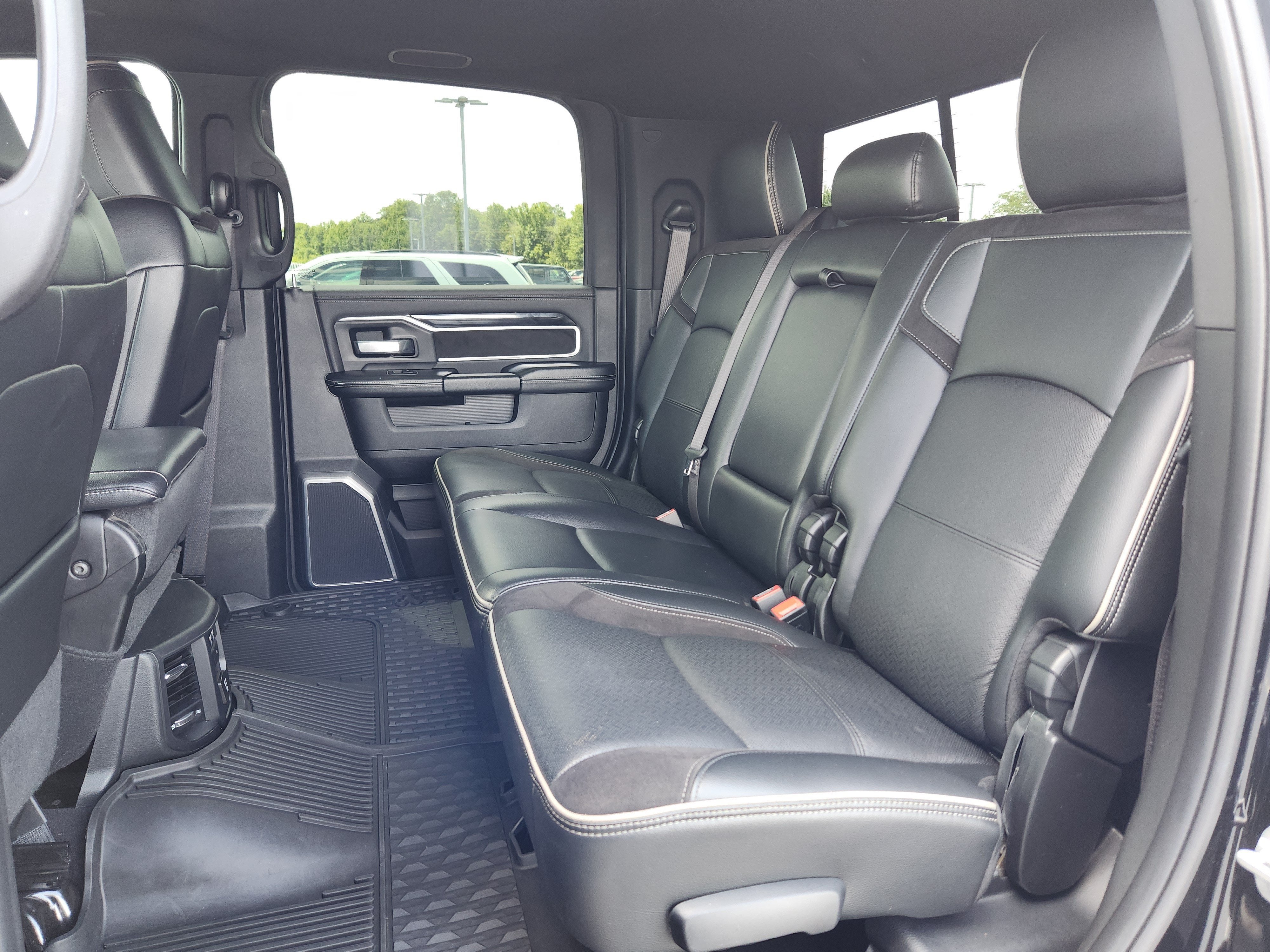 2022 RAM 3500 Laramie