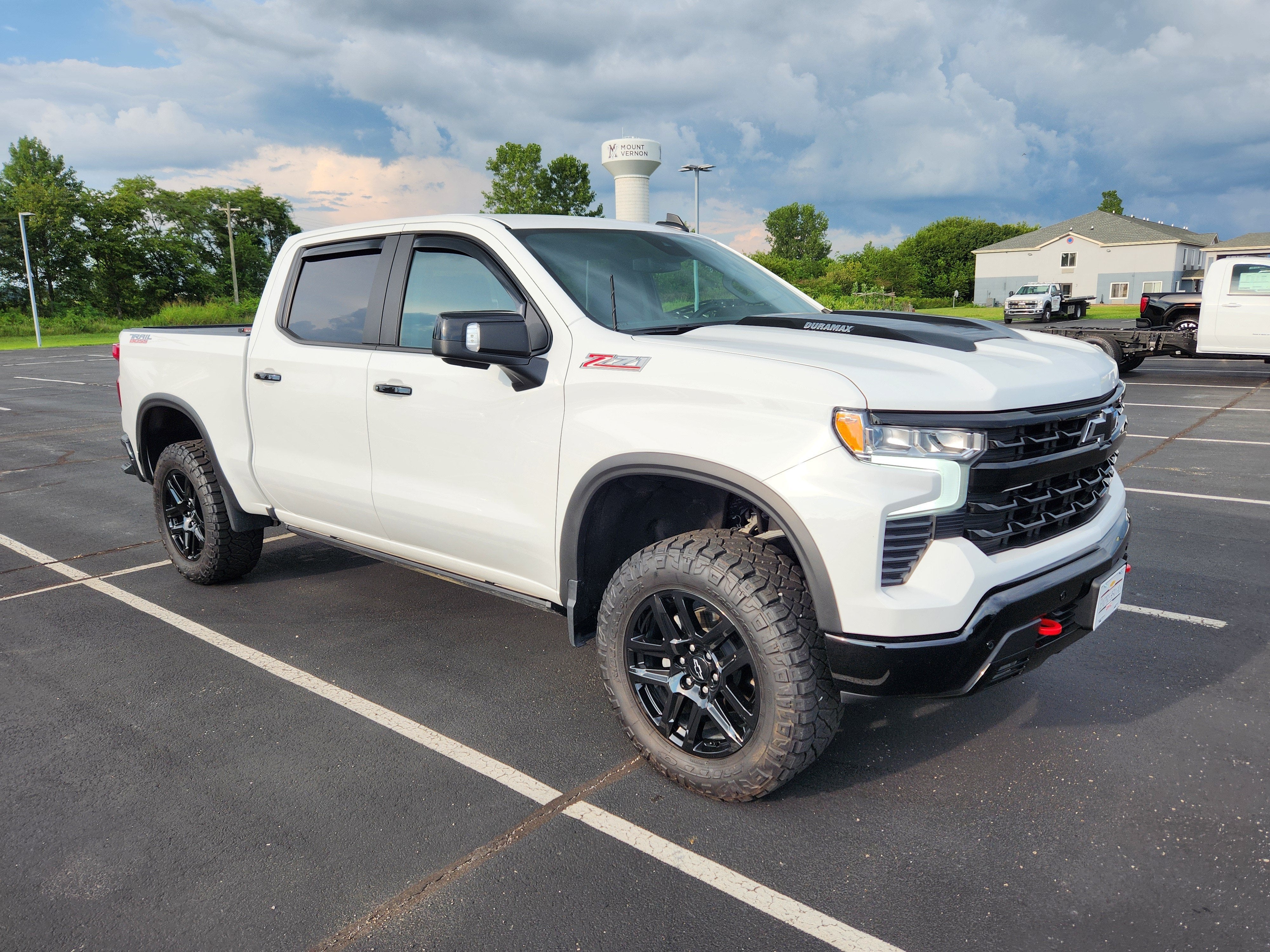 2025 Chevrolet Silverado 1500 LT Trail Boss