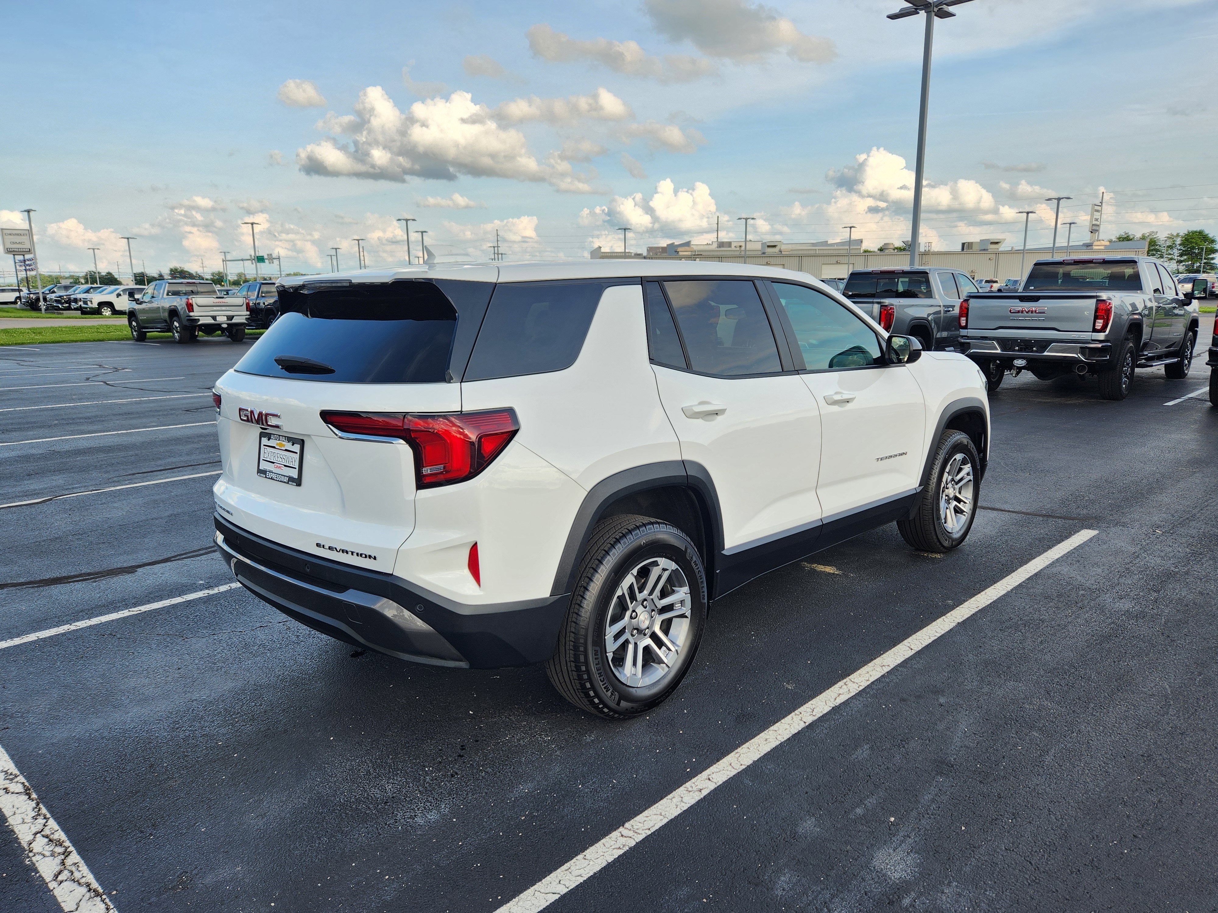 2026 GMC Terrain FWD Elevation