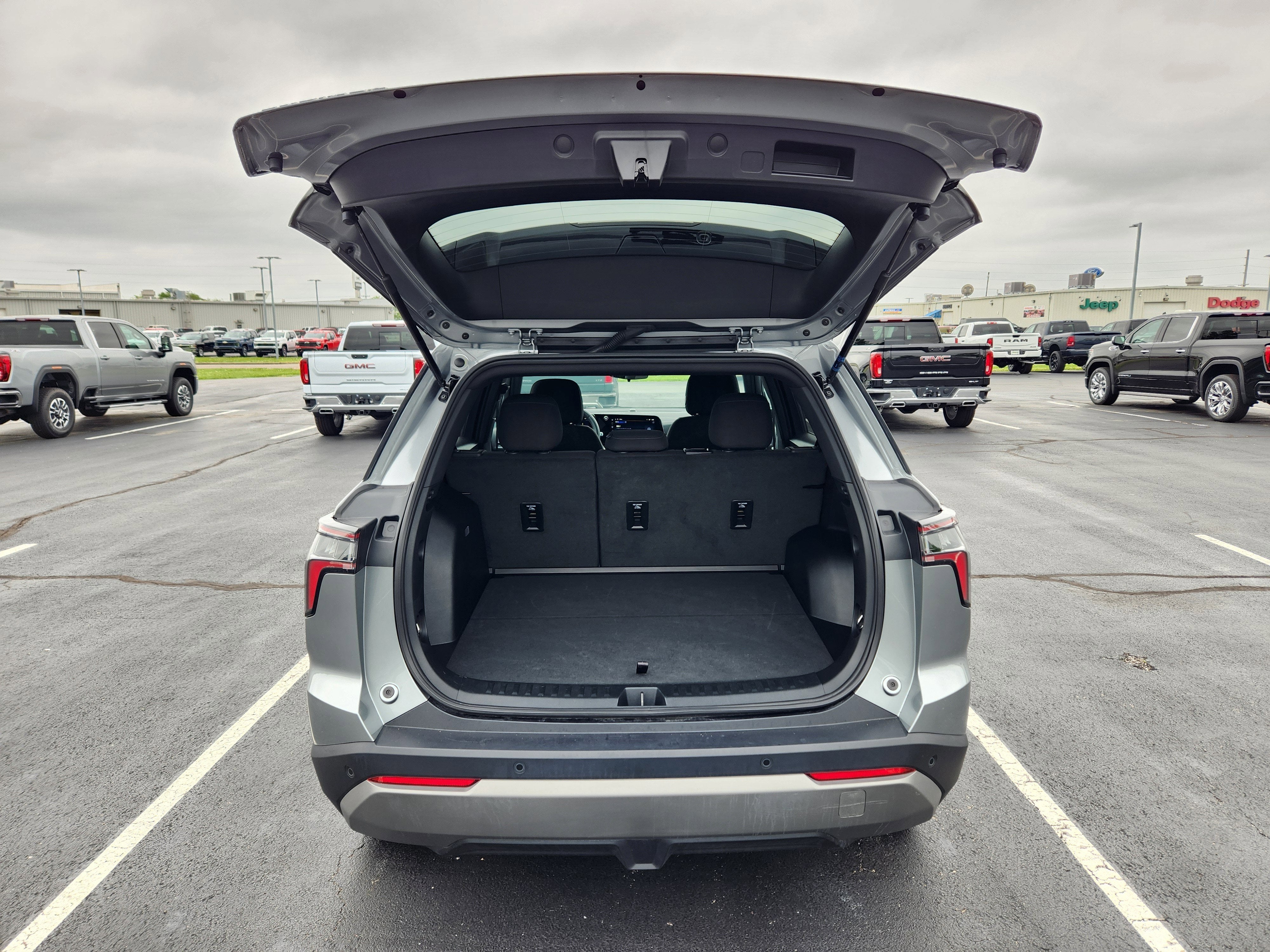2026 Chevrolet Equinox FWD LT