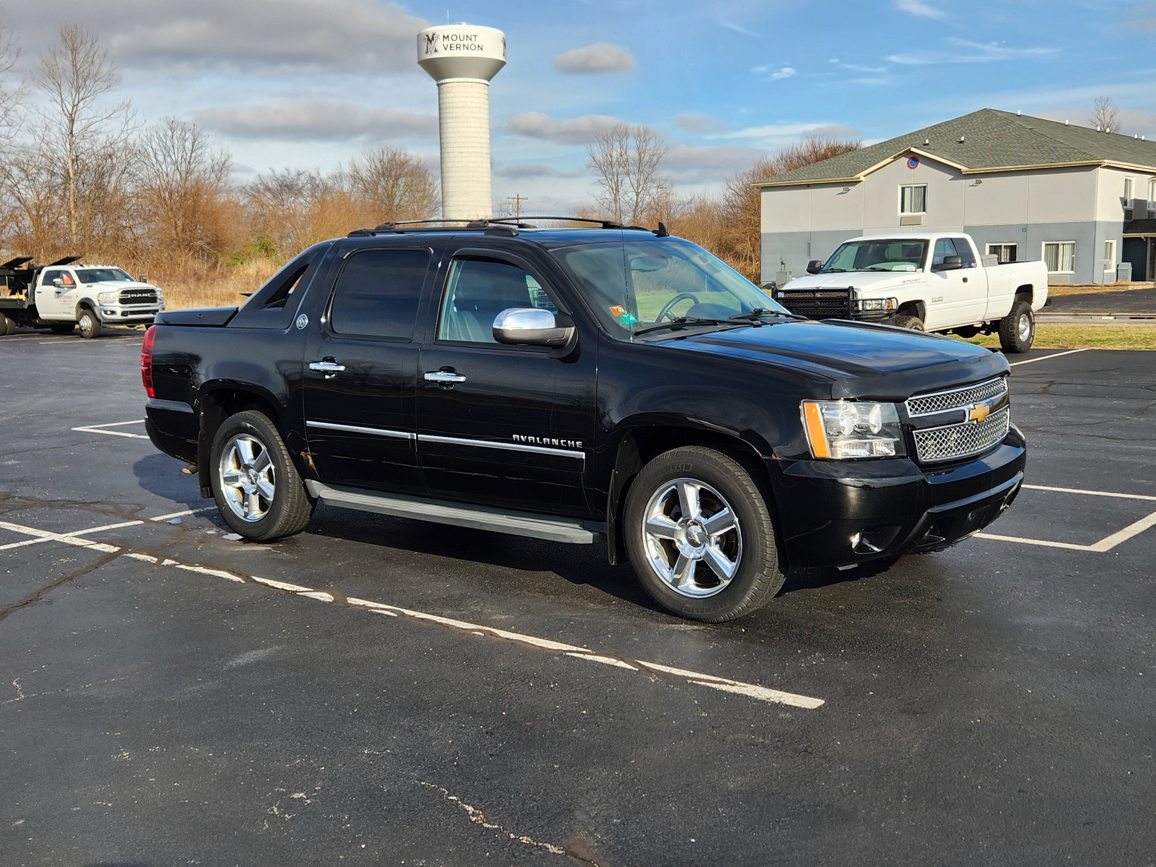2013 Chevrolet Black Diamond Avalanche LTZ