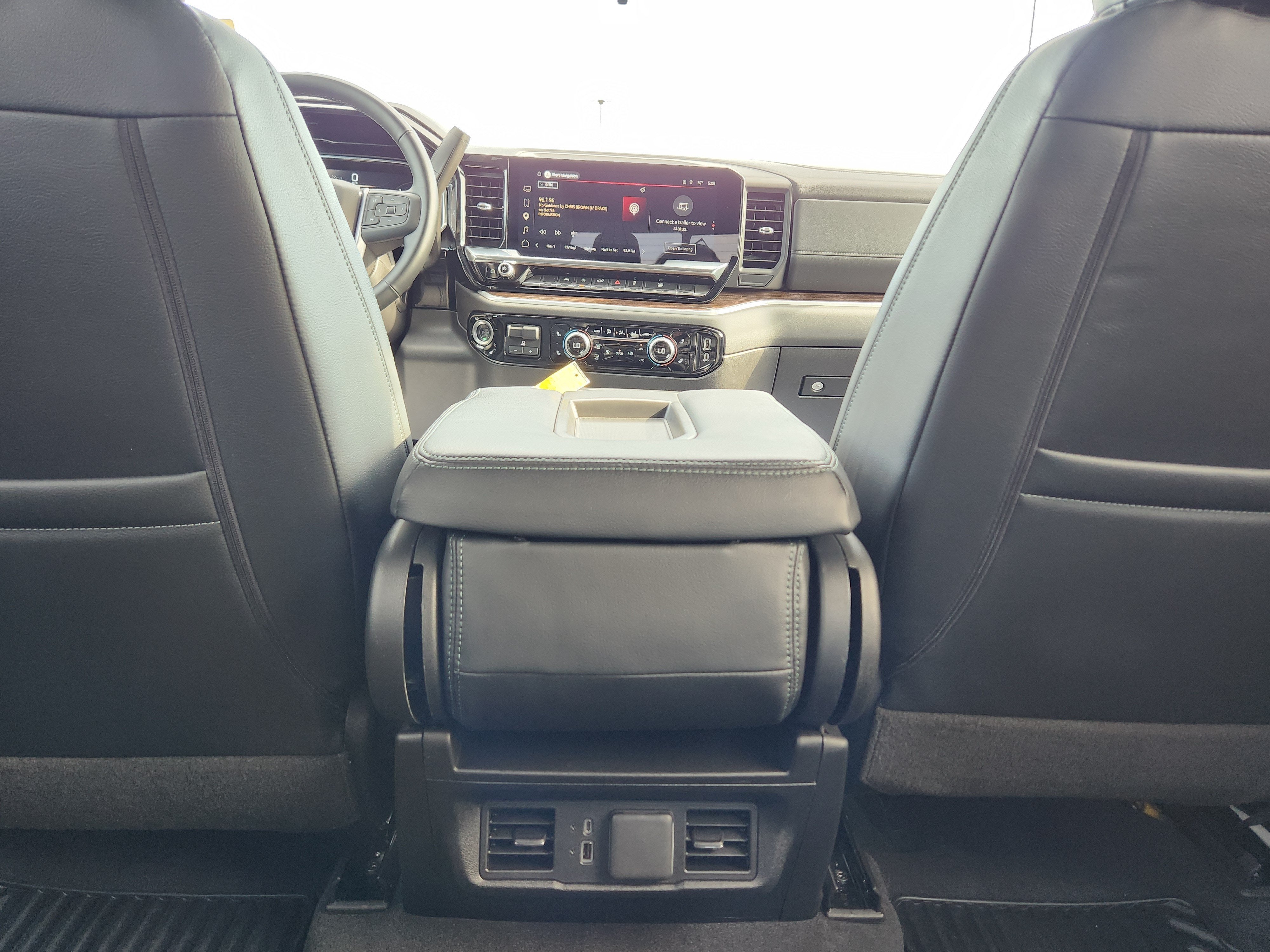 2025 GMC Sierra 1500 SLE