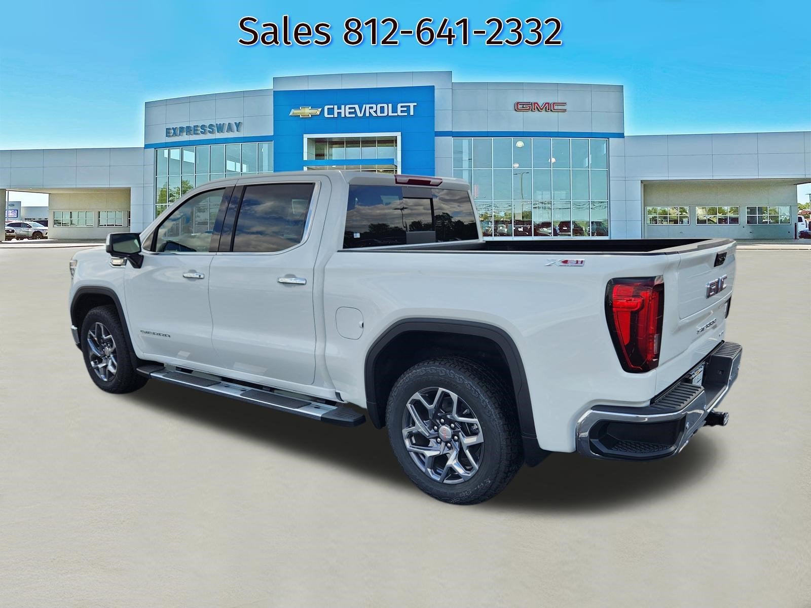 2026 GMC Sierra 1500 SLT