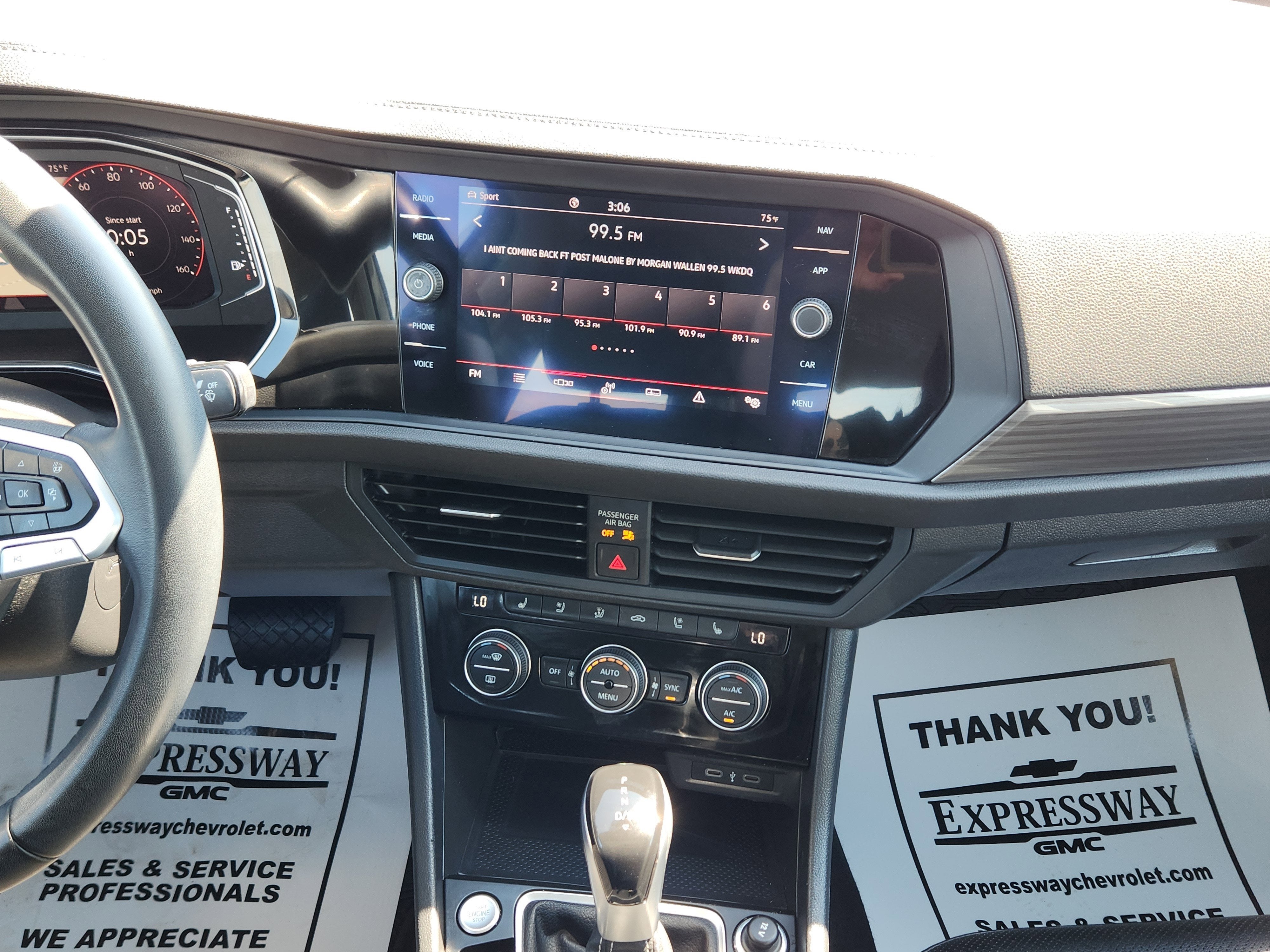 2022 Volkswagen Jetta SEL