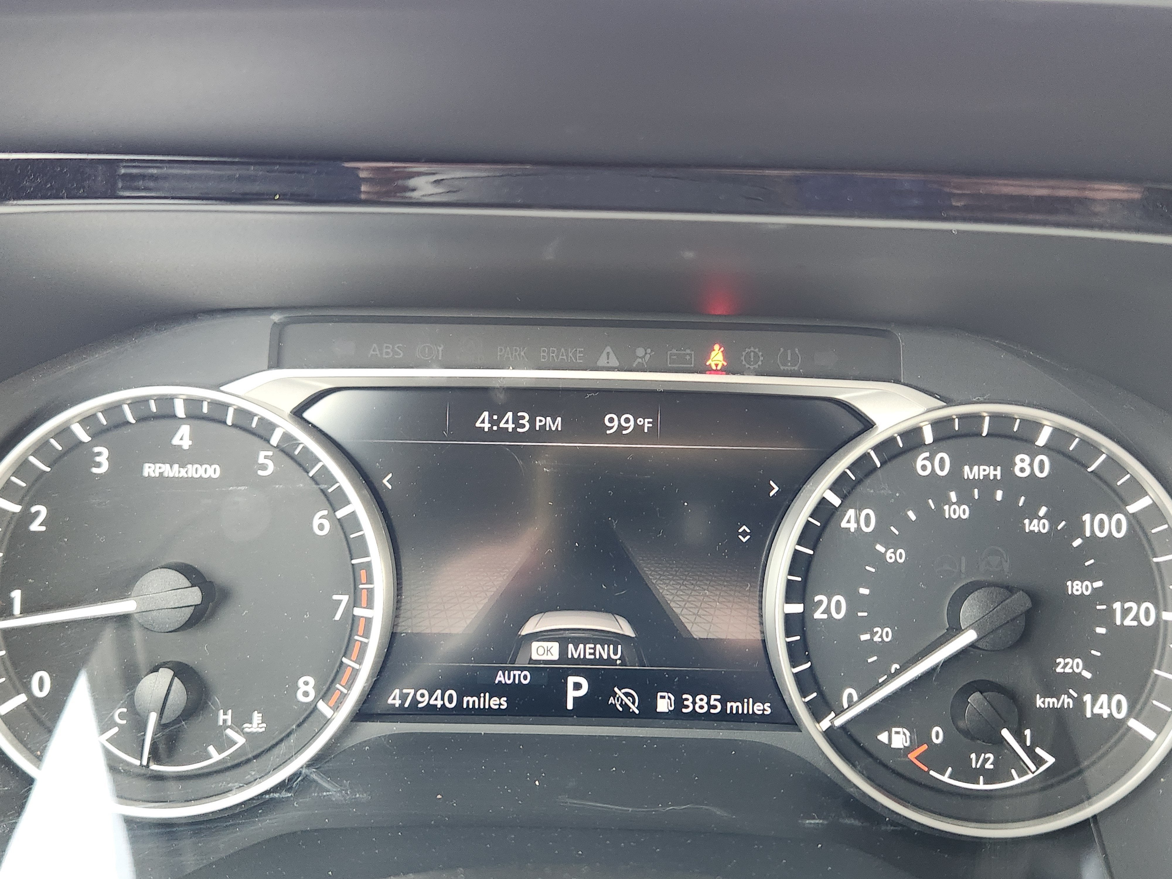 2024 Nissan Pathfinder SV