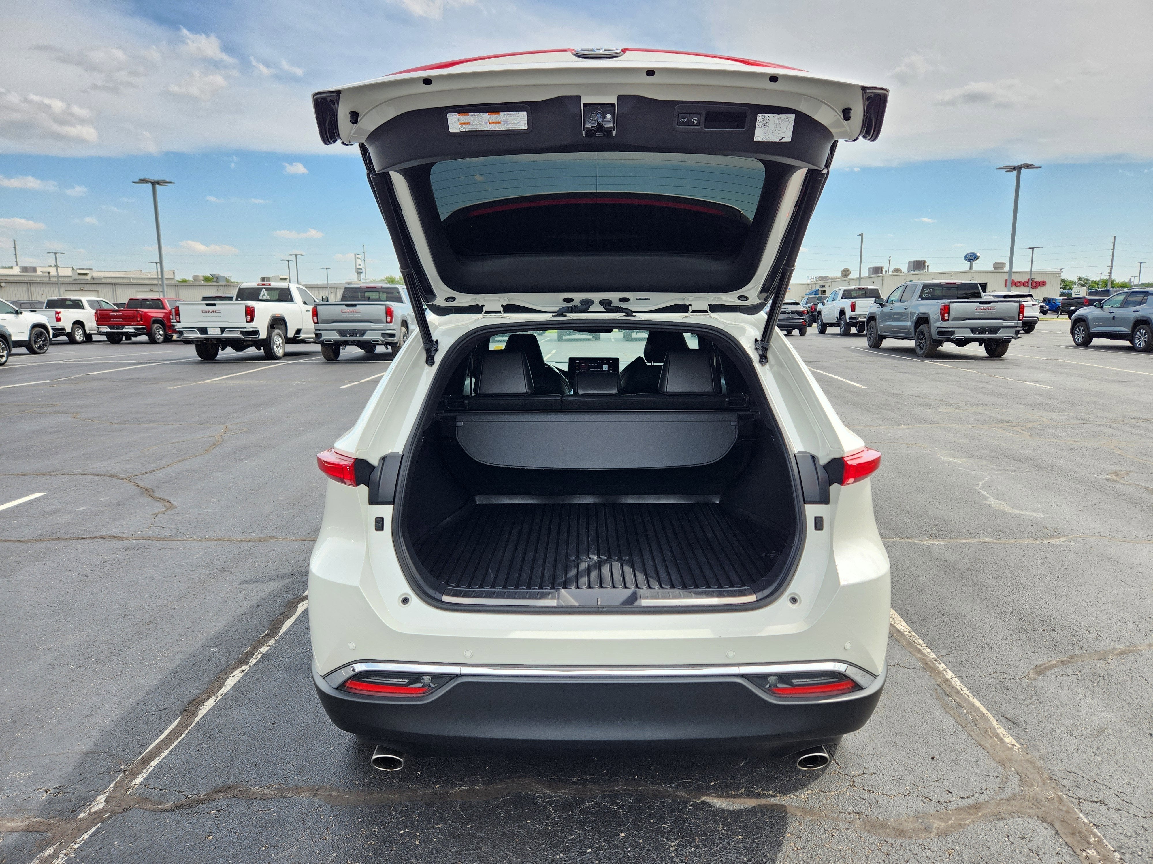 2021 Toyota Venza LE