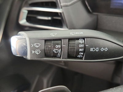 2025 Chevrolet Traverse FWD LT
