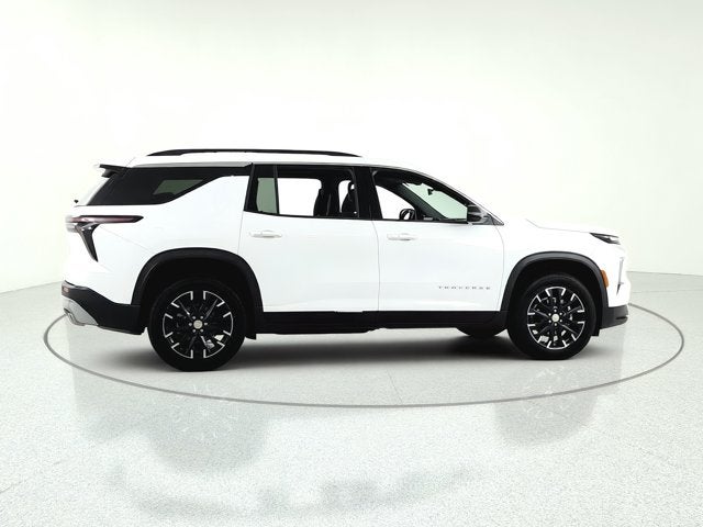 2025 Chevrolet Traverse FWD LT