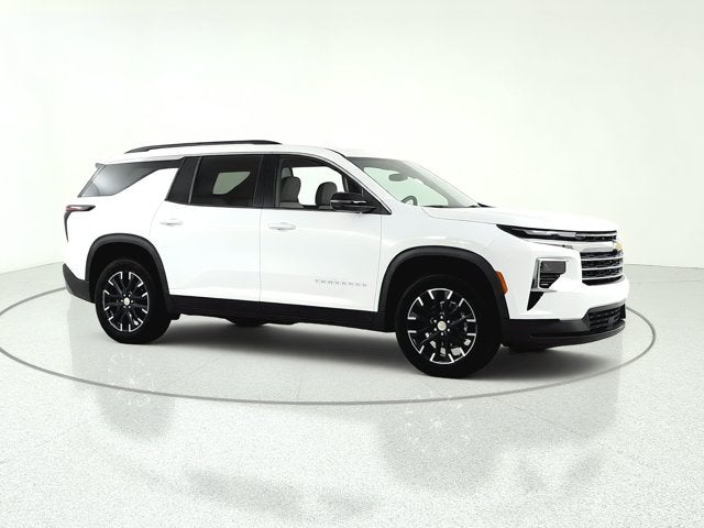 2025 Chevrolet Traverse FWD LT