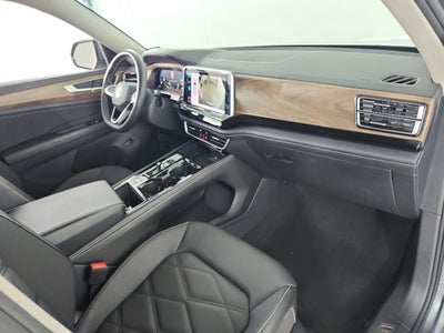 2024 Volkswagen Atlas 2.0T SE w/Technology