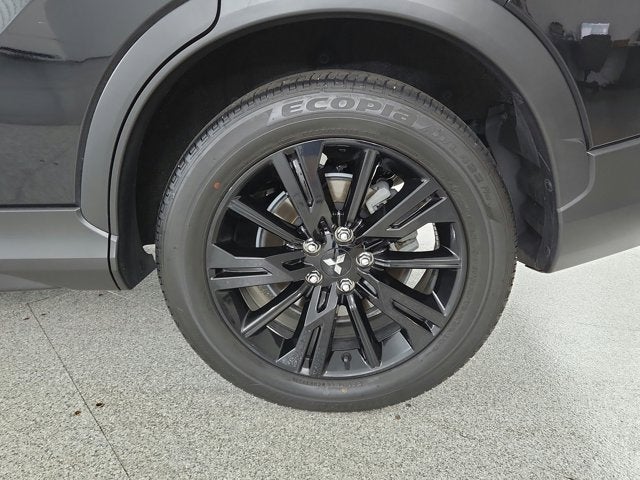 2023 Mitsubishi Eclipse Cross LE